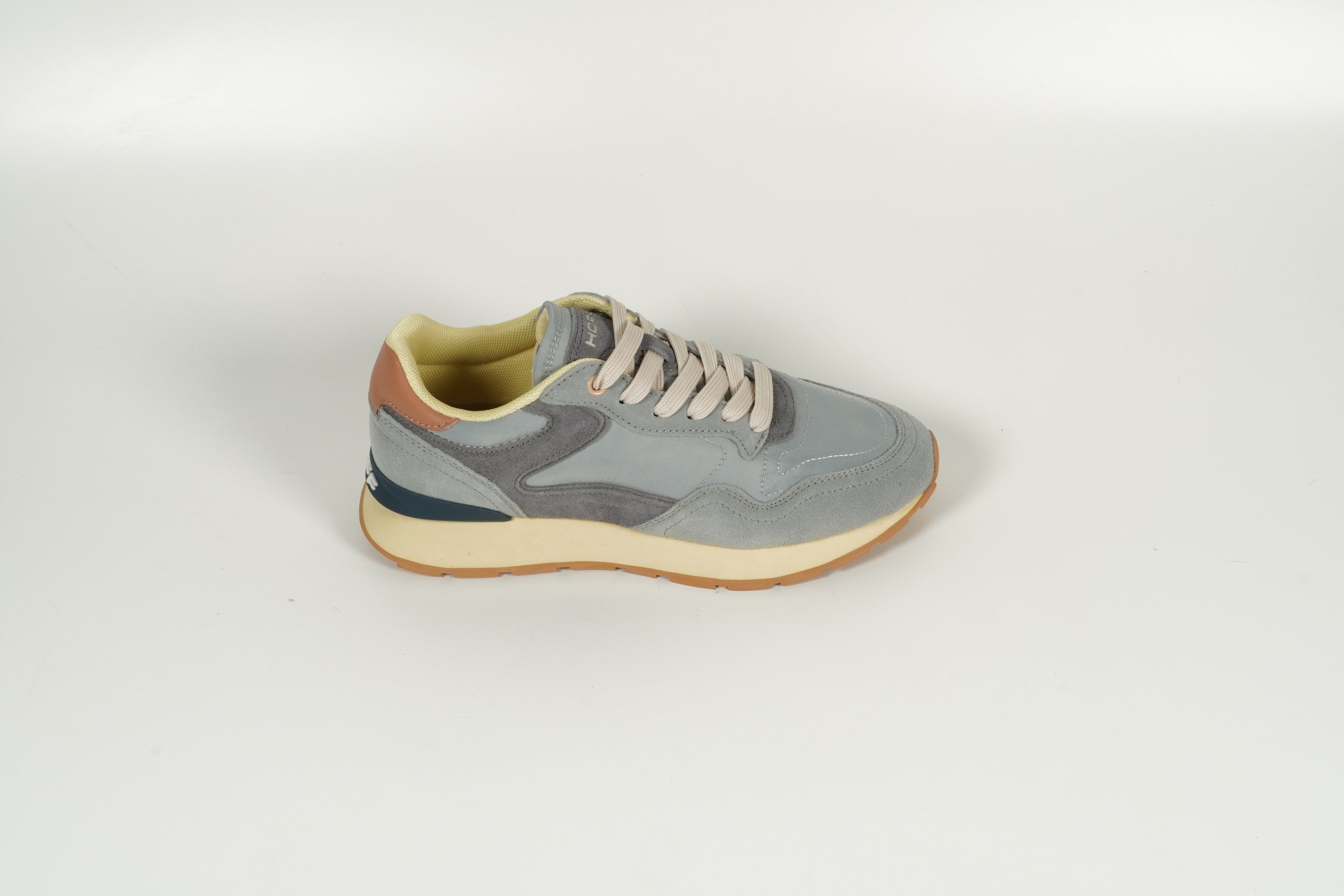 Sneaker Blau