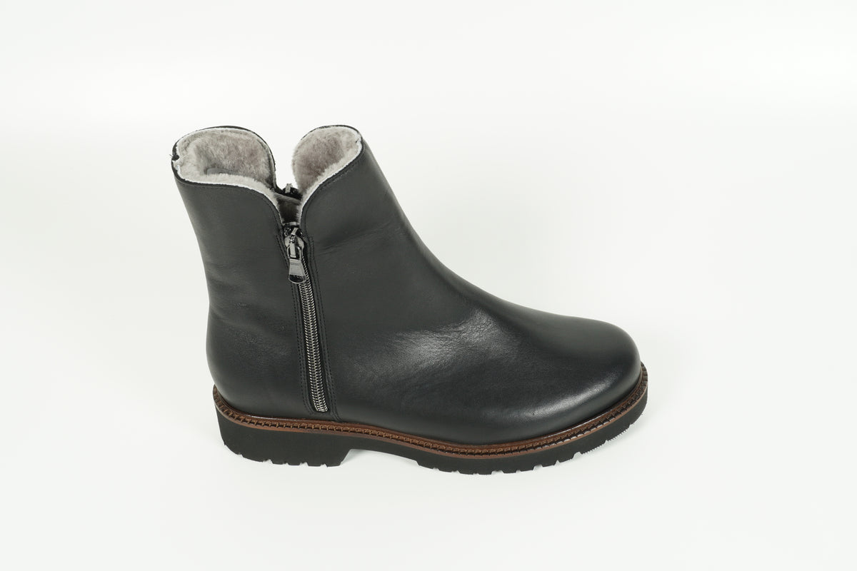 Stiefelette gefüttert Schwarz