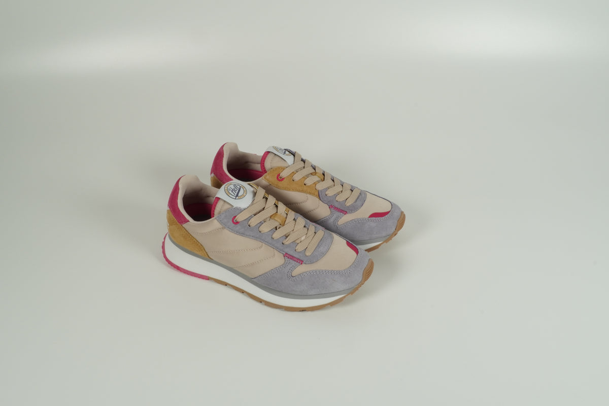 Beige Sneakers