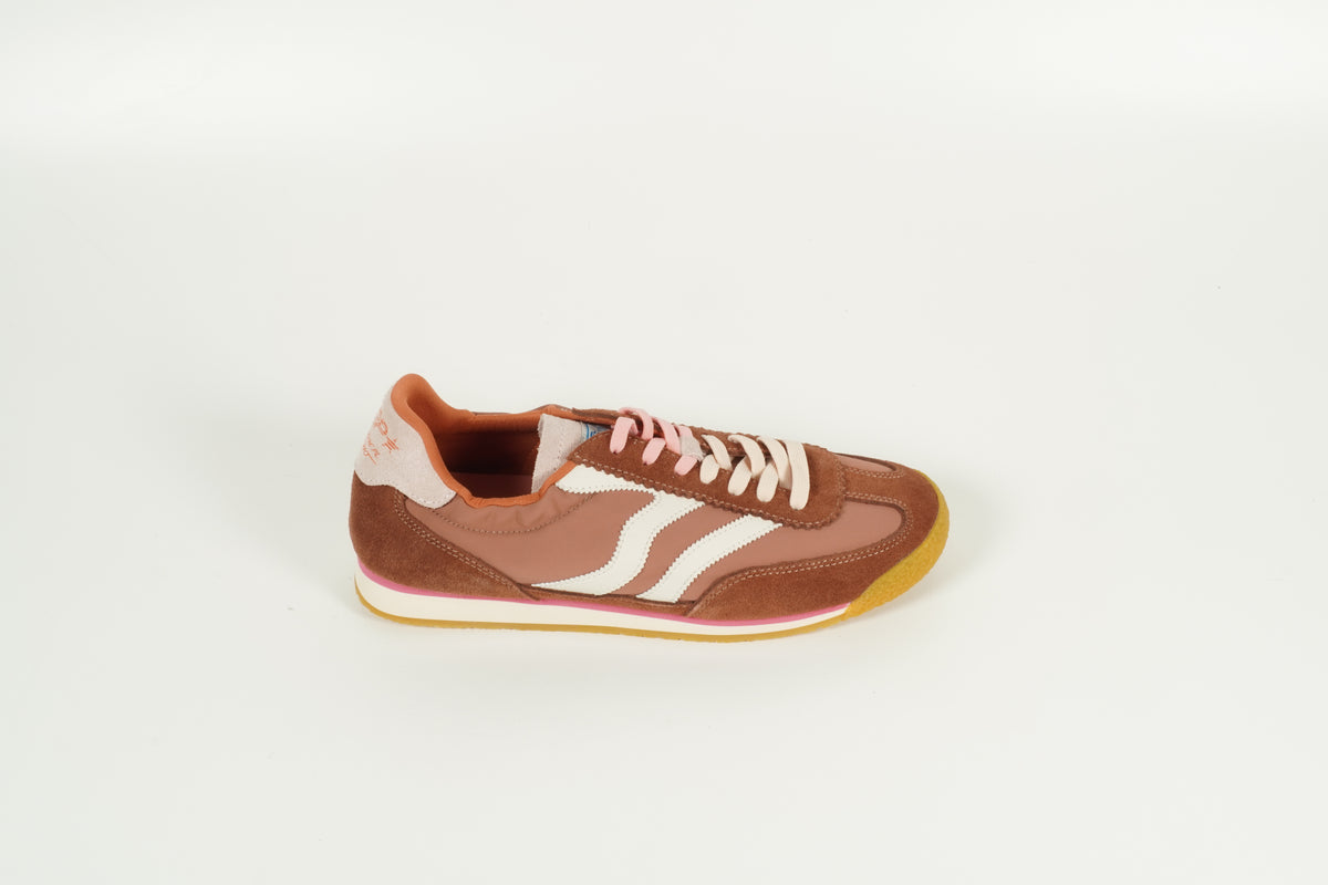 Baskets marron