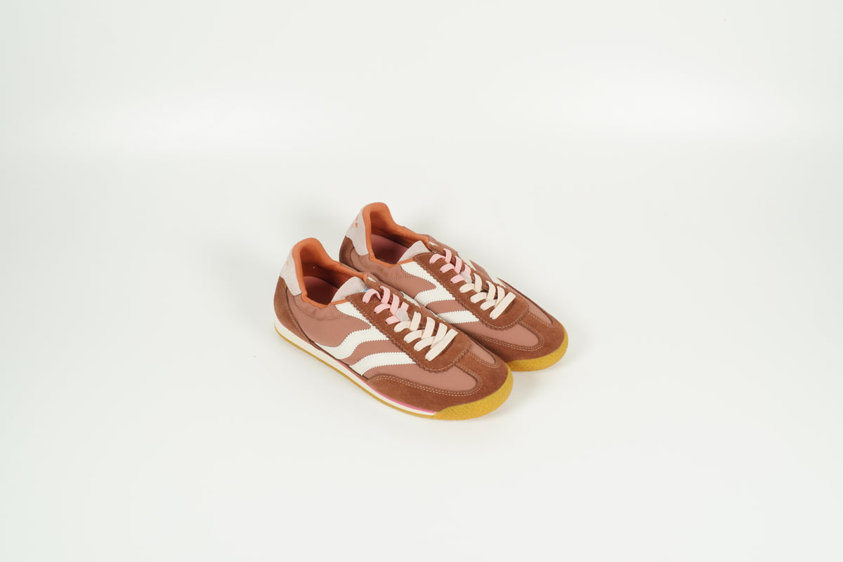 Baskets marron