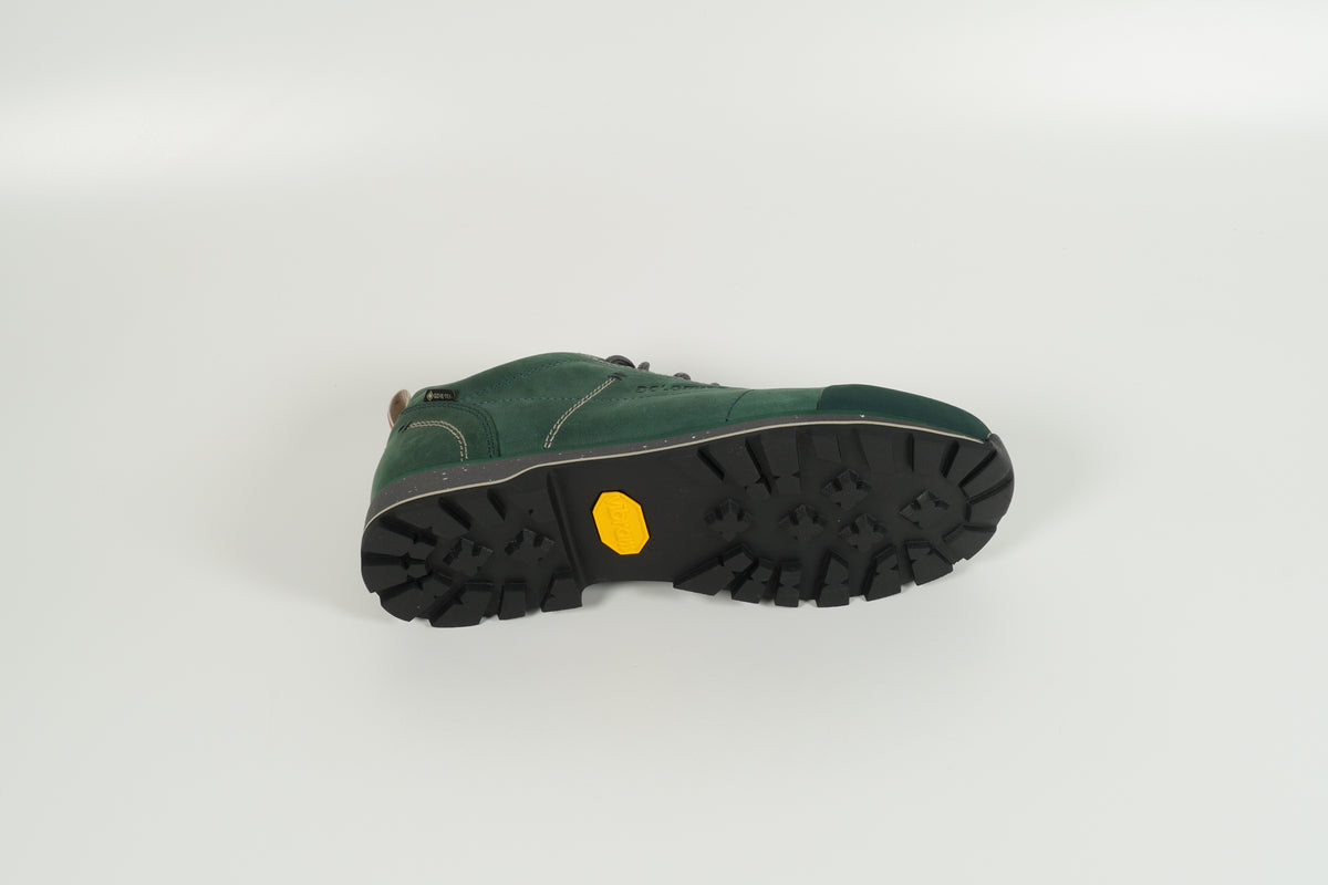 Chaussure à lacets verte