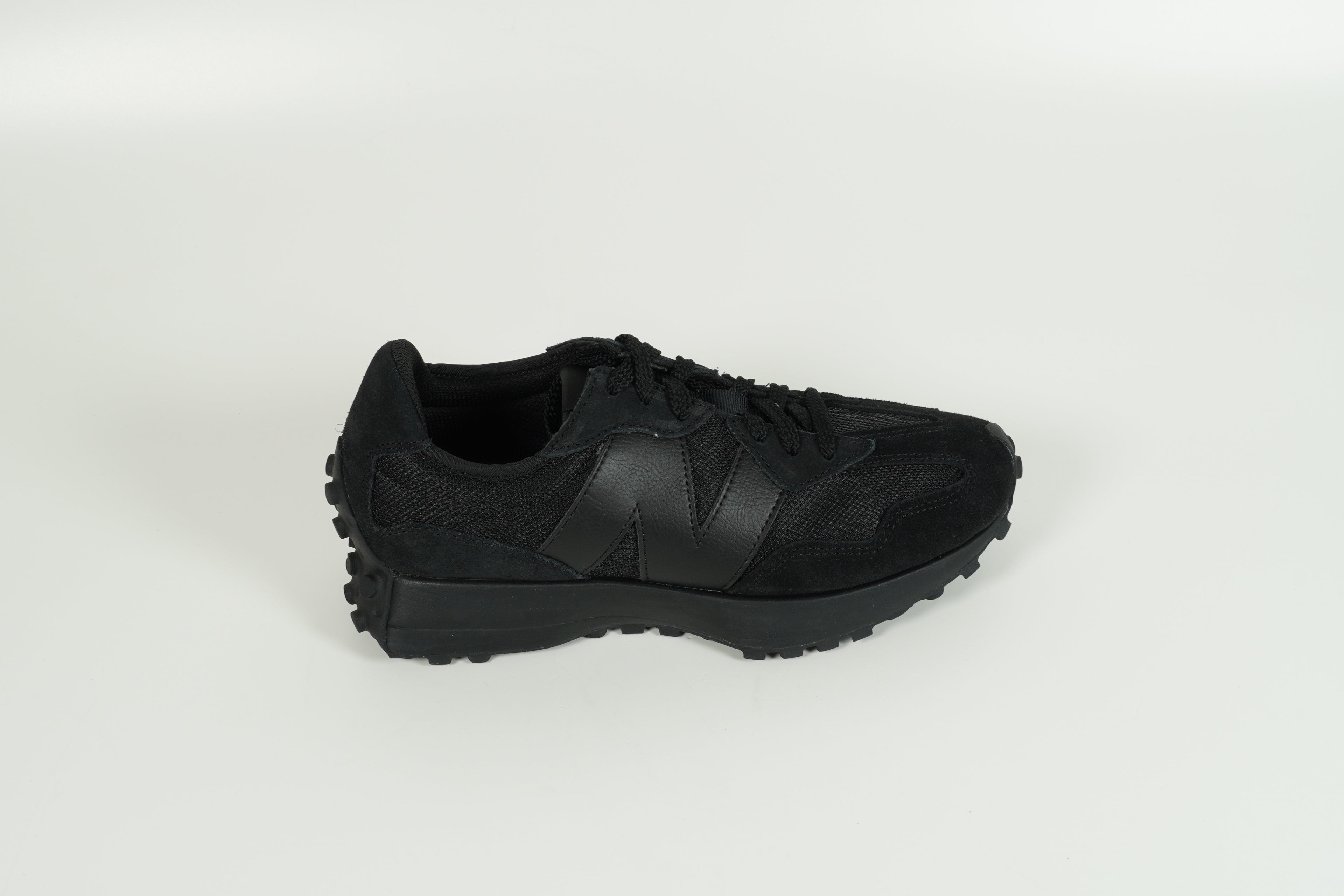 Sneaker 327 Schwarz