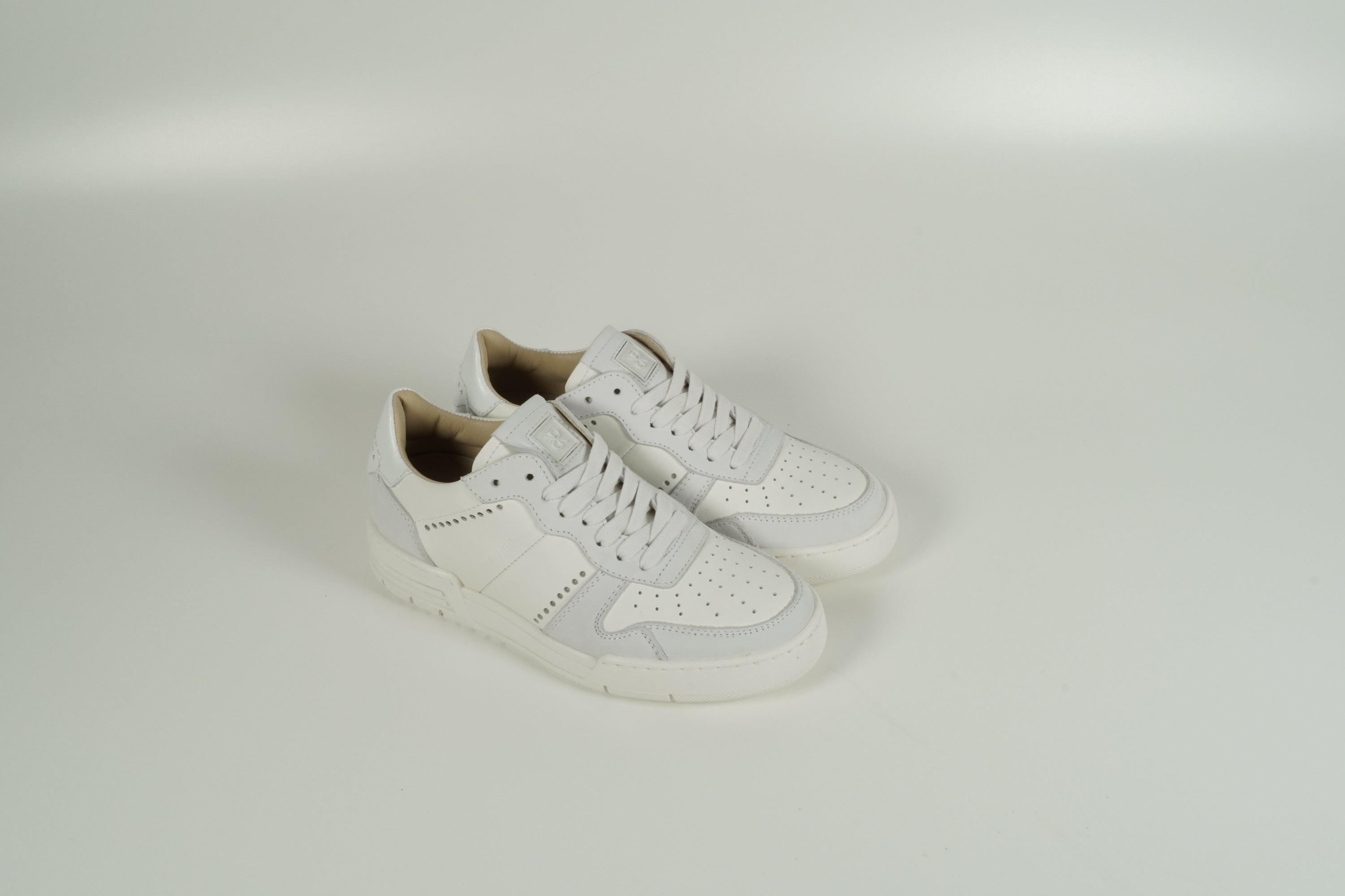 Baskets blanches
