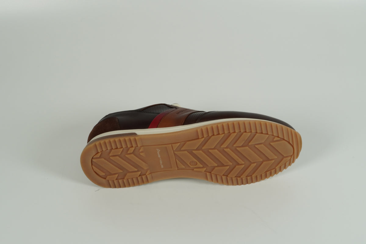 Sneaker Brown