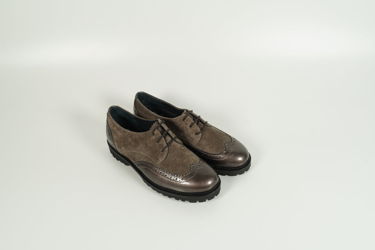 Chaussure à lacets beige