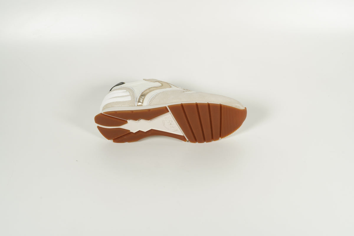 Sneaker Grau
