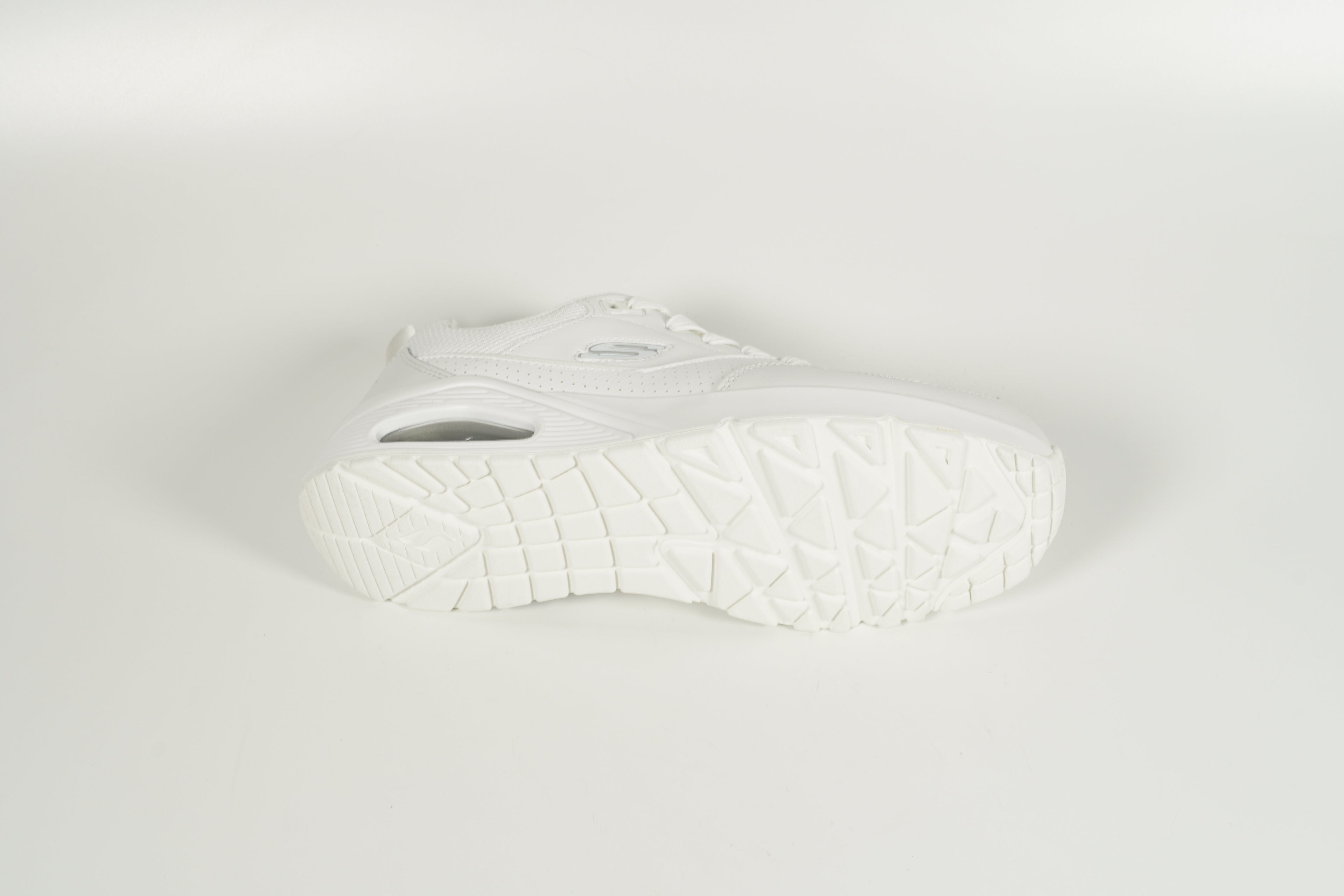 Sneaker White