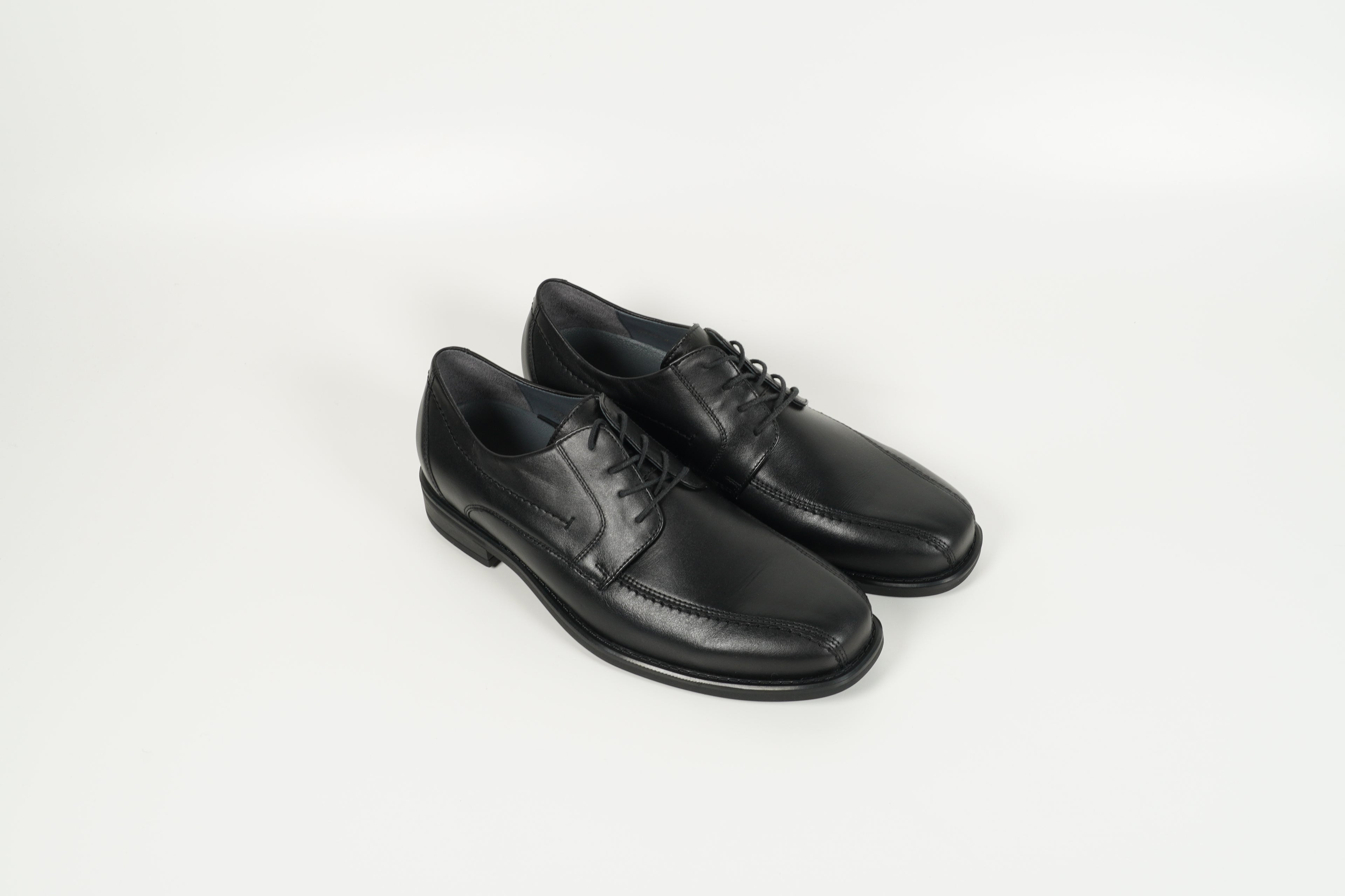 319004 149 001 Riva noir