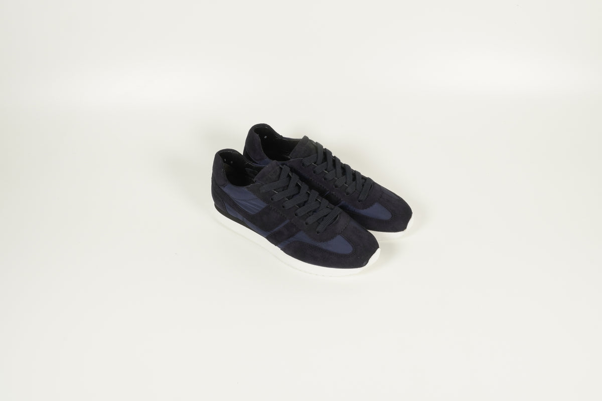 Sneaker Blau