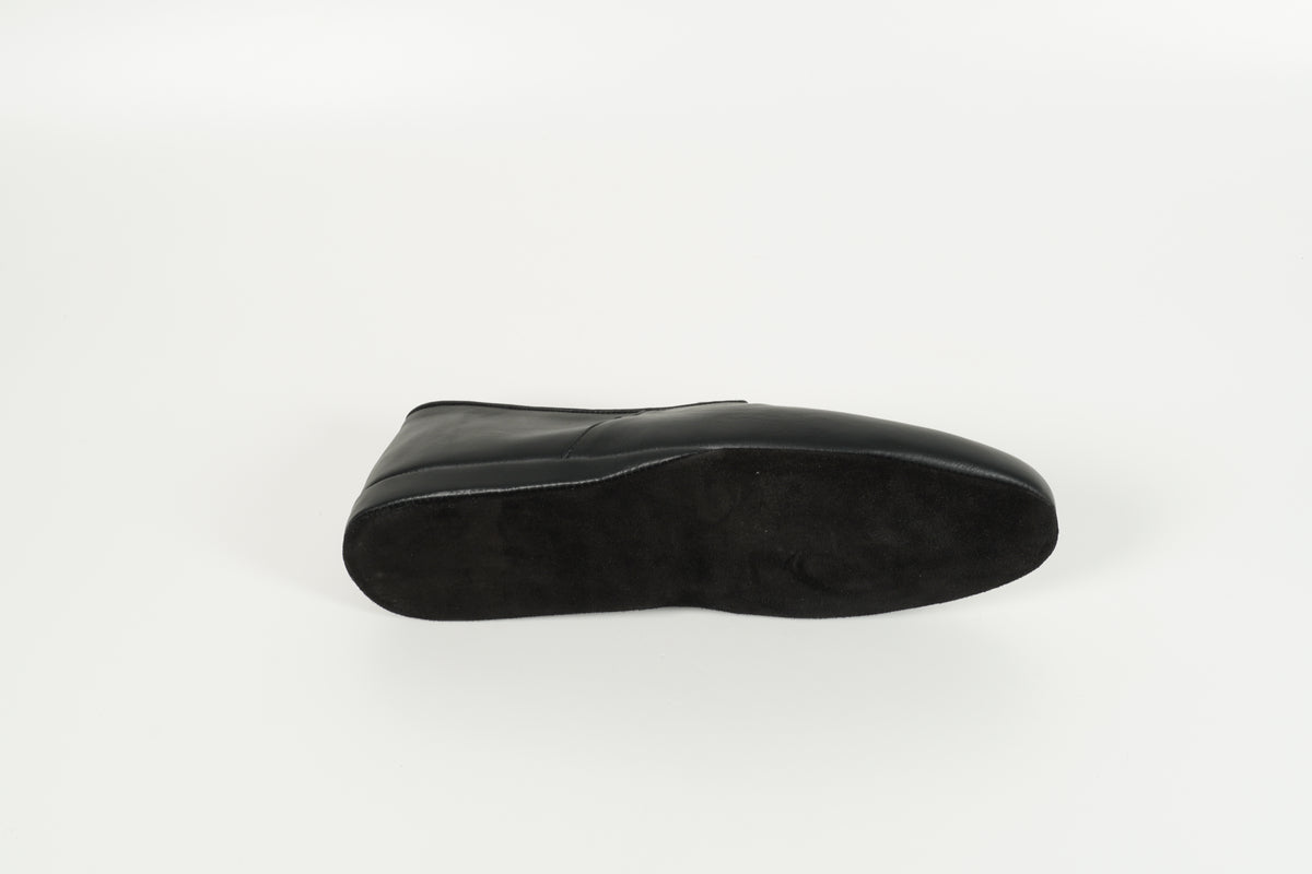 Black slippers