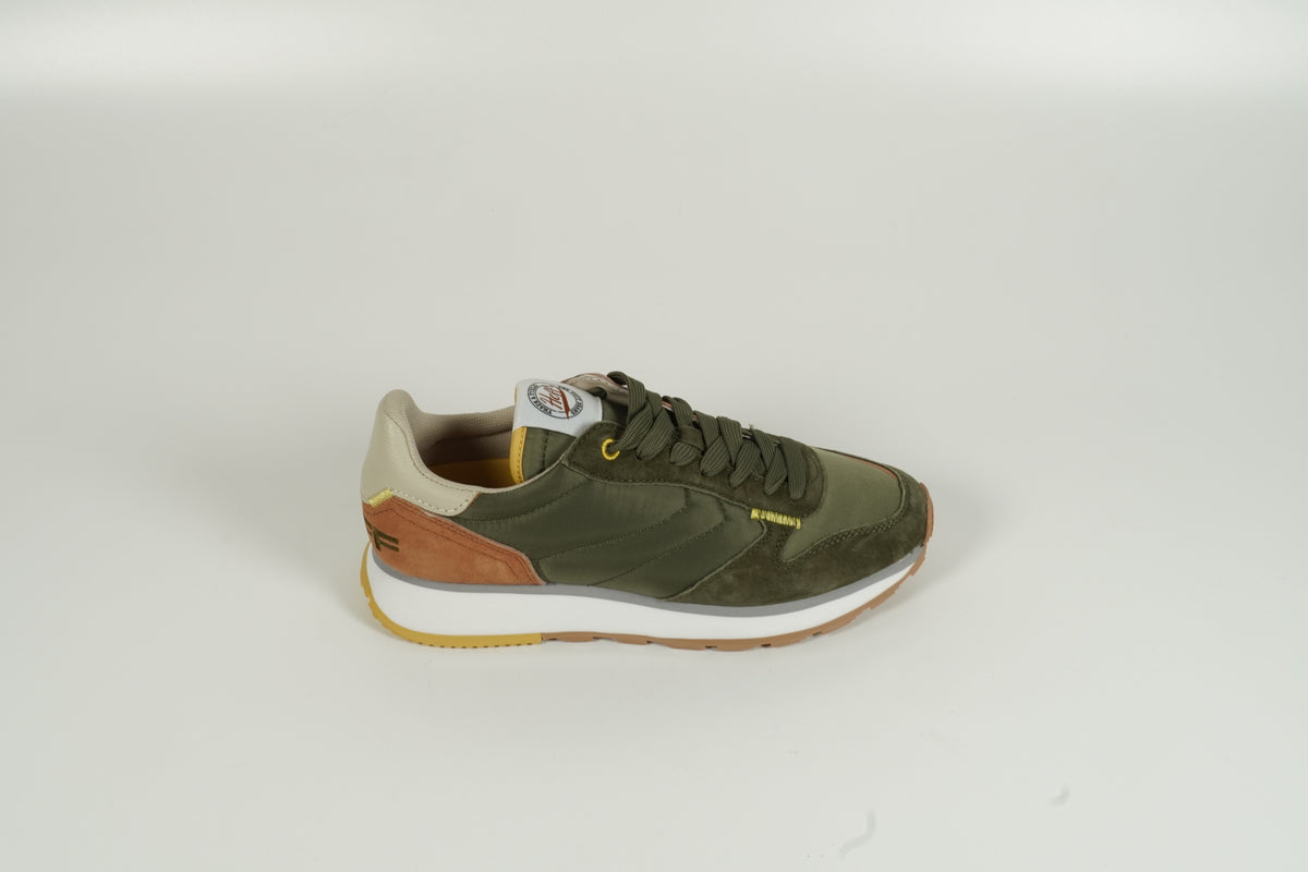 Sneaker Track&Field