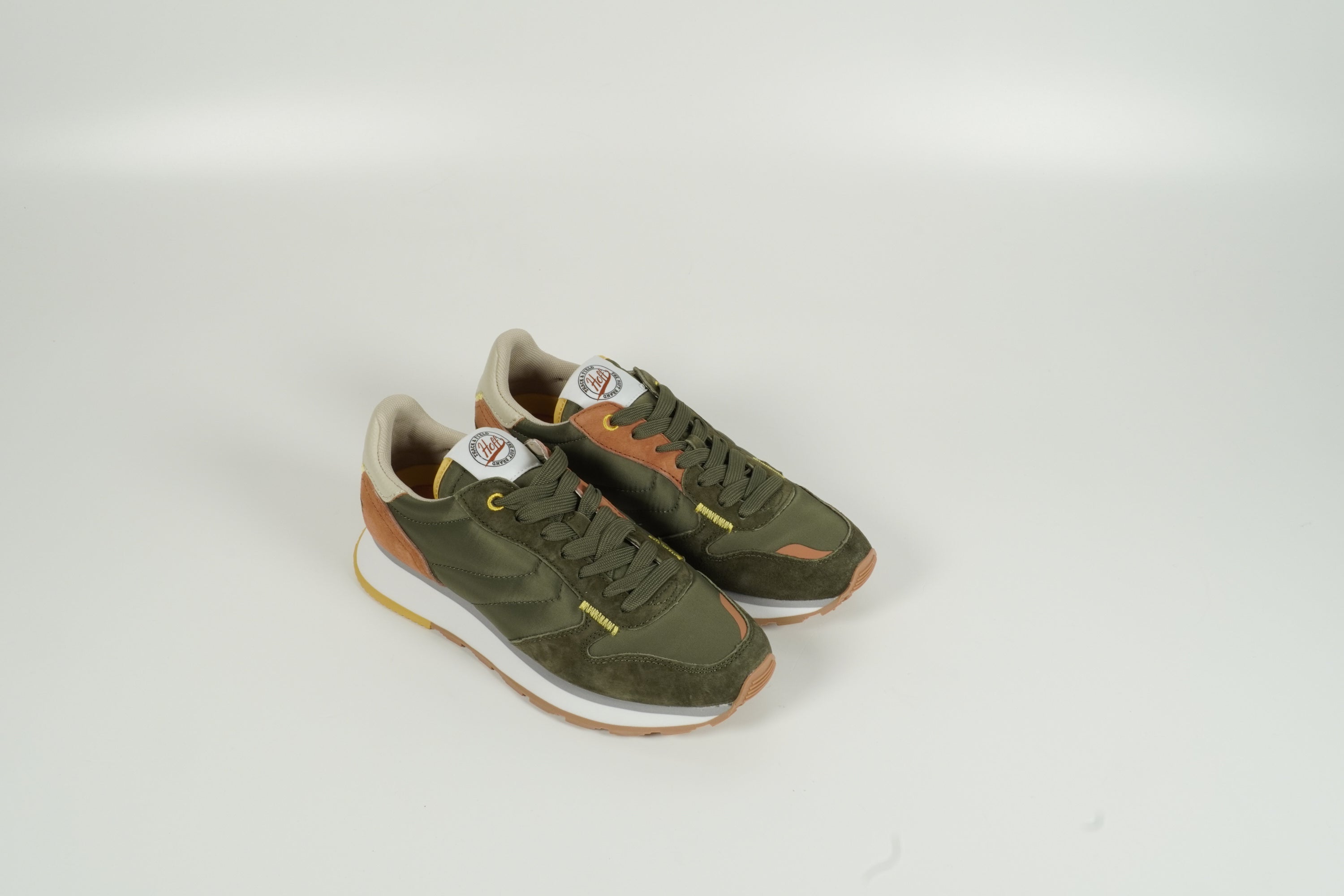 Sneaker Track&Field