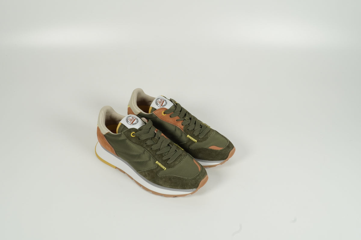 Sneaker Track&Field