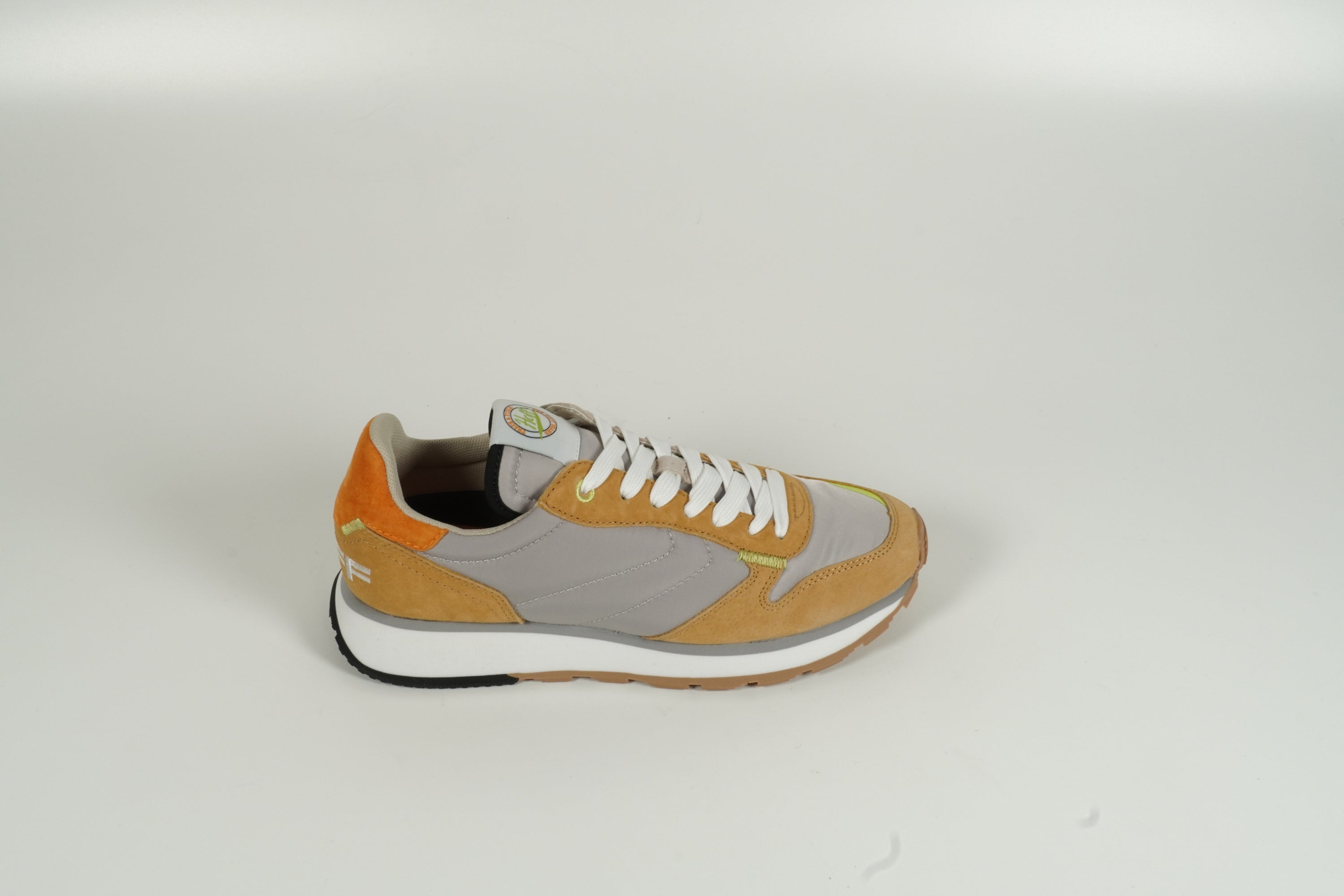 Sneaker Track&Field