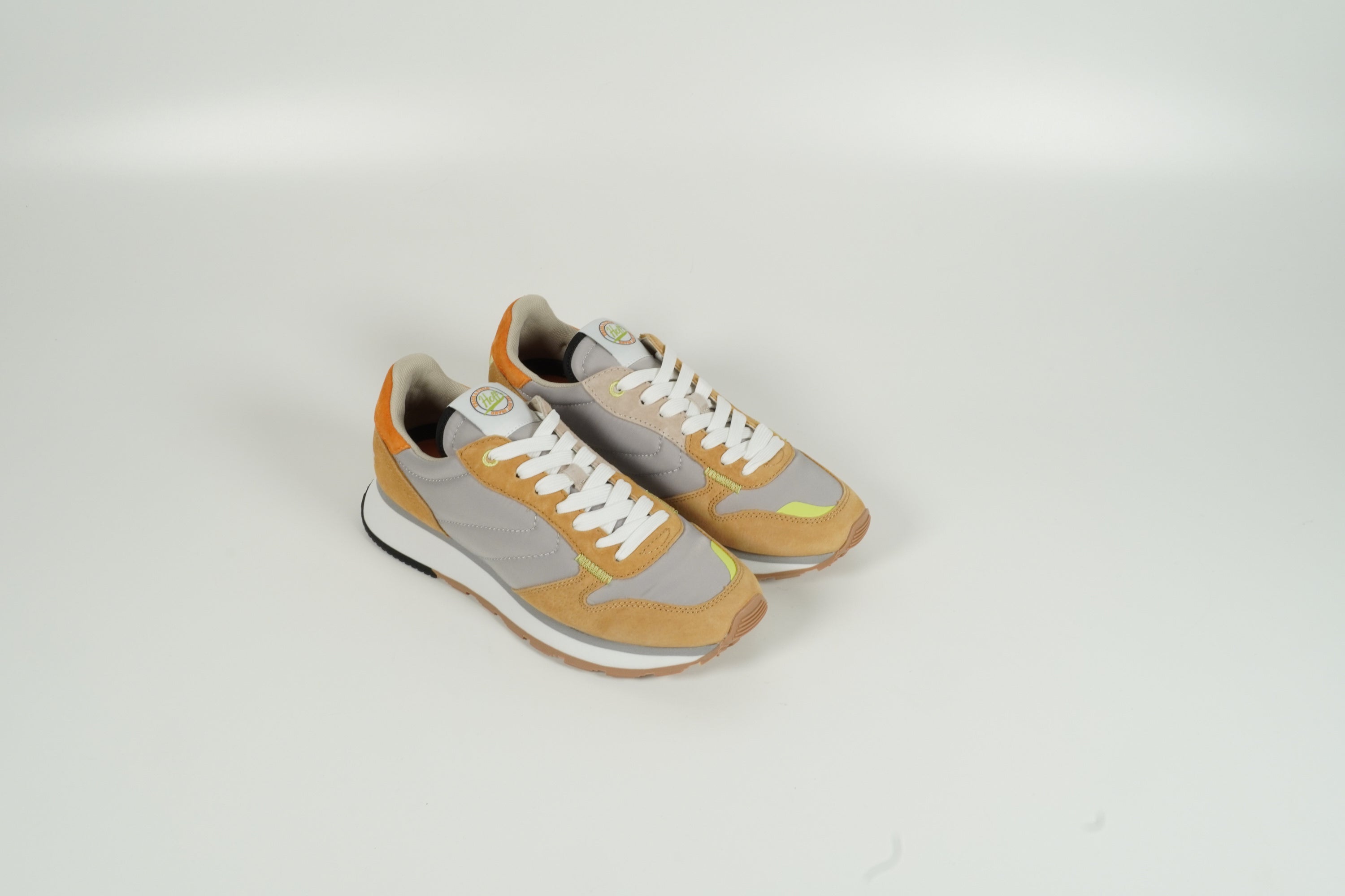 Sneaker Track&Field