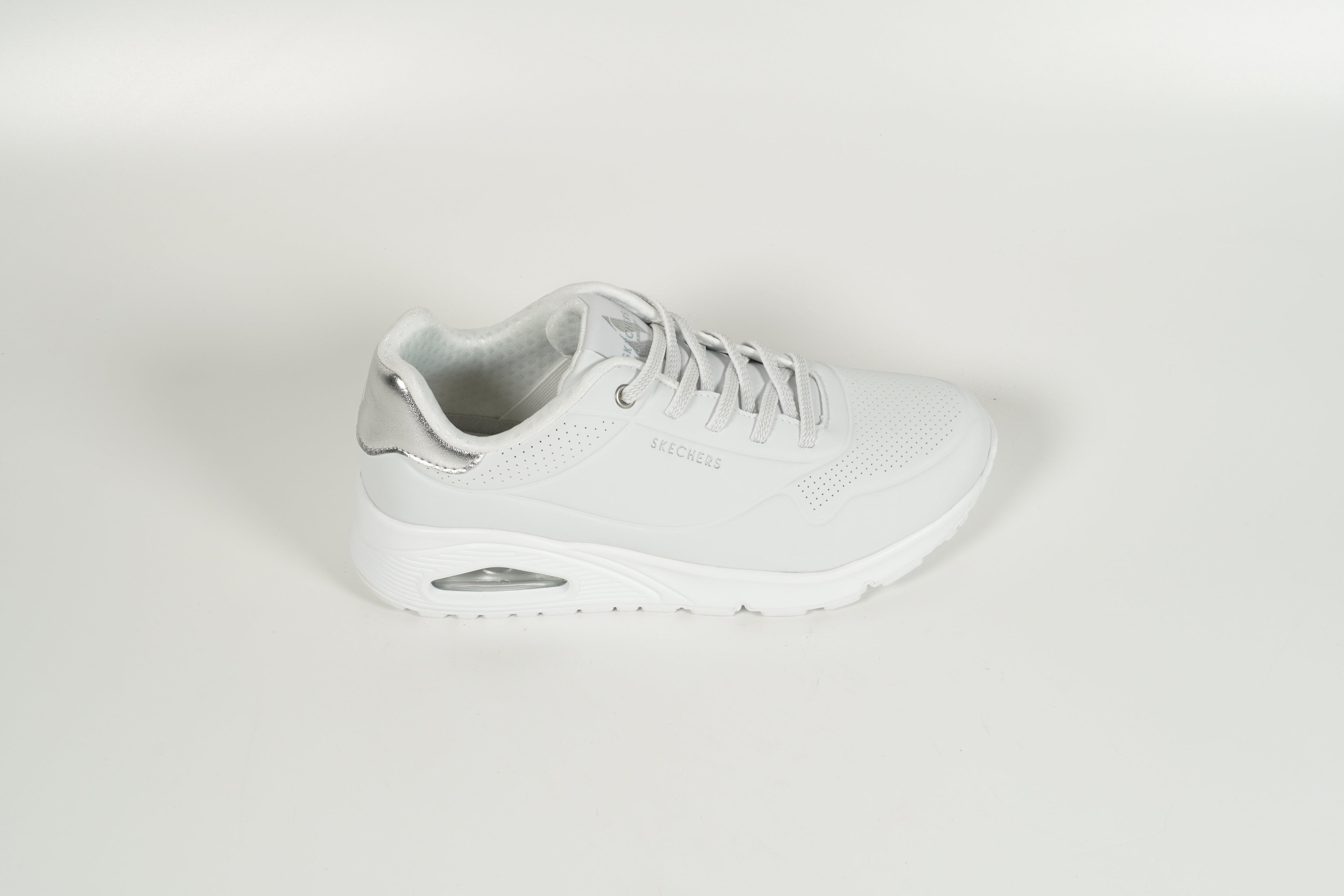 Sneaker White