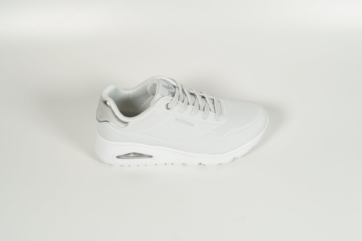 Baskets blanches