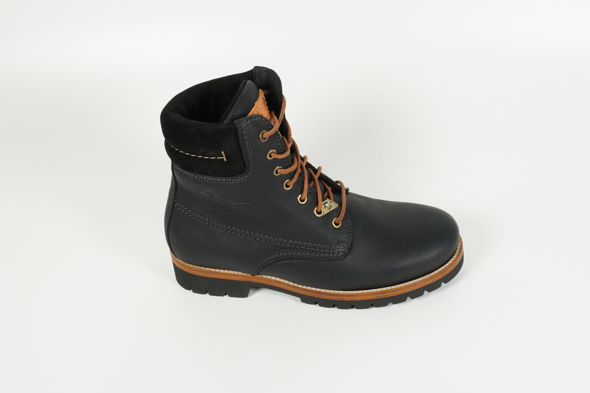 Boot Schwarz