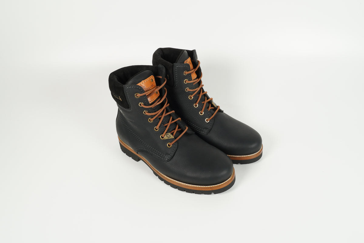 Boot Schwarz