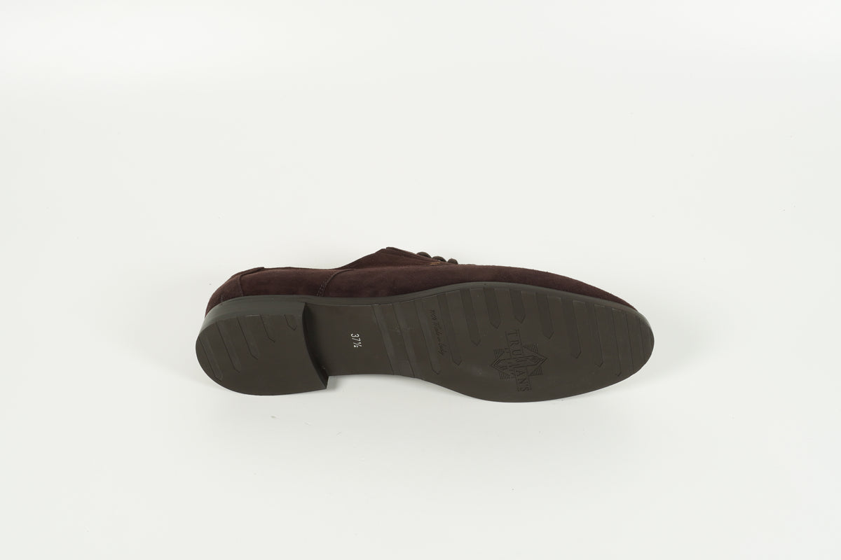 Lace-up brown