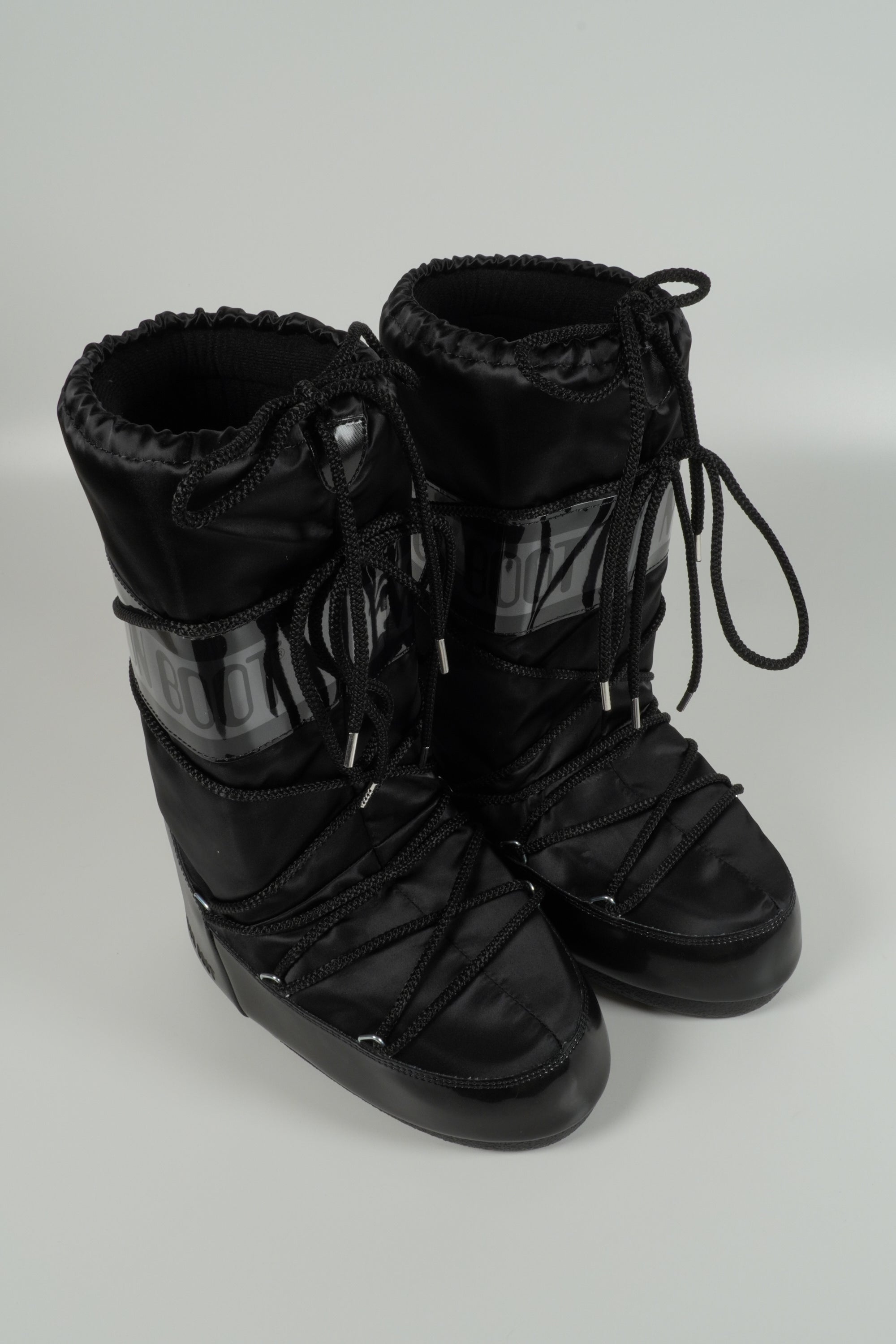 Boot Schwarz