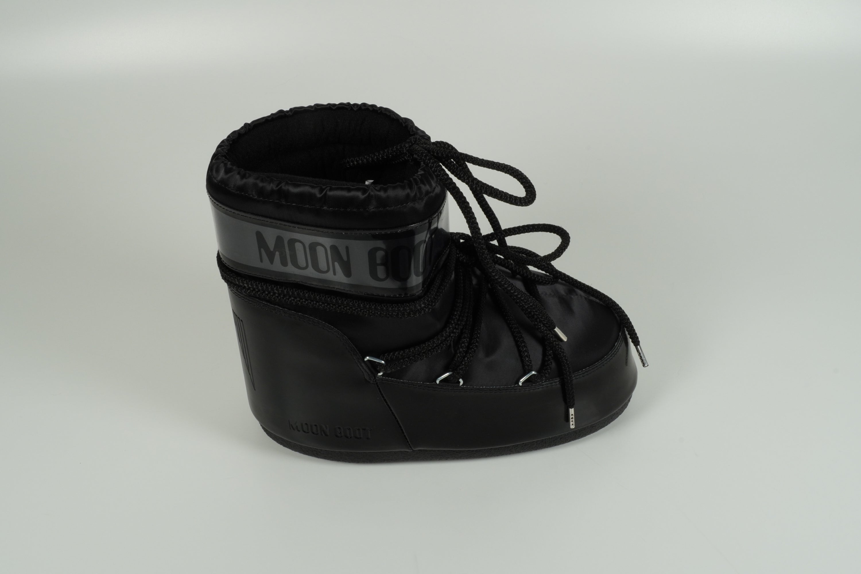 Boot Schwarz