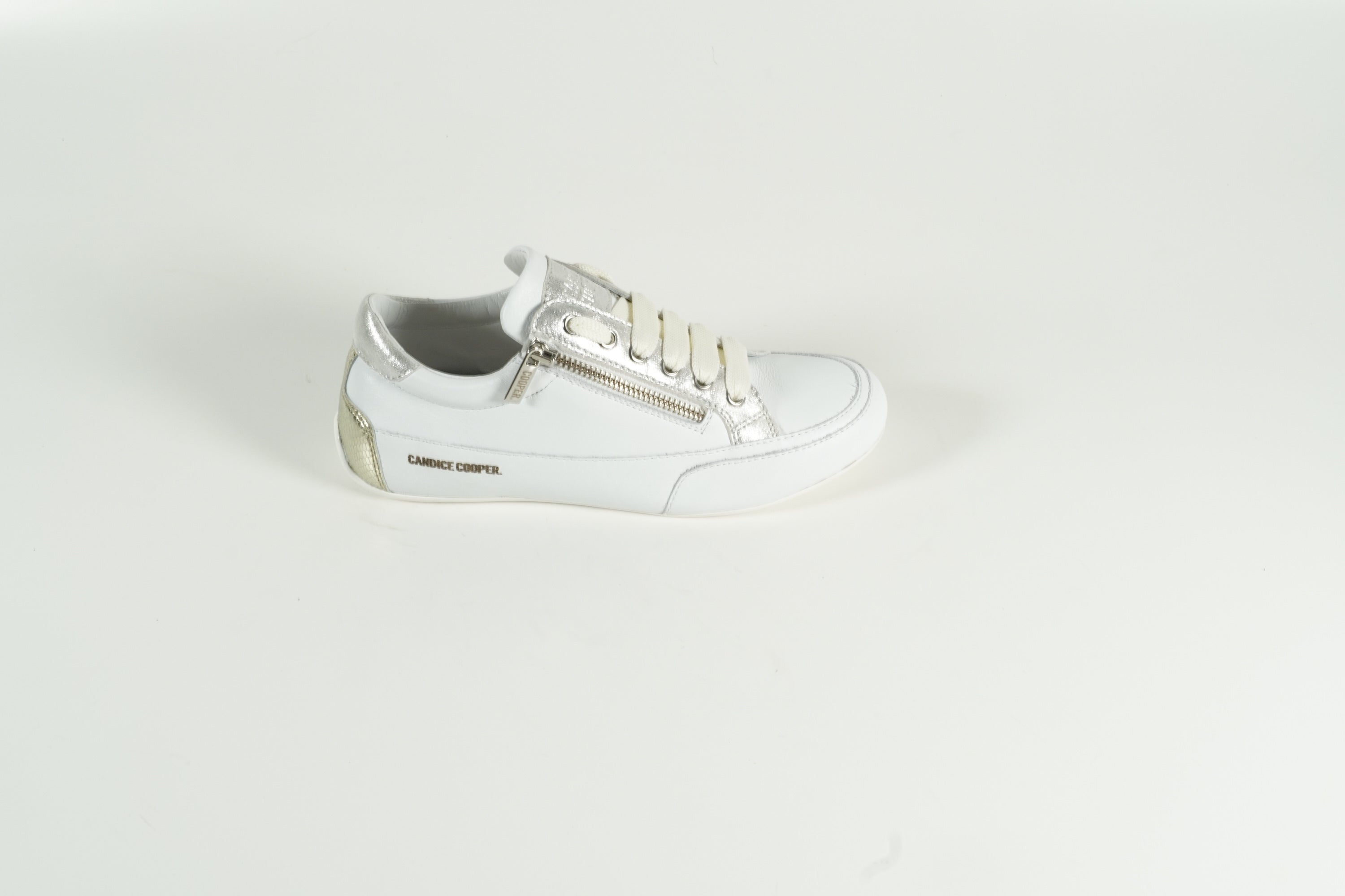 Baskets blanches