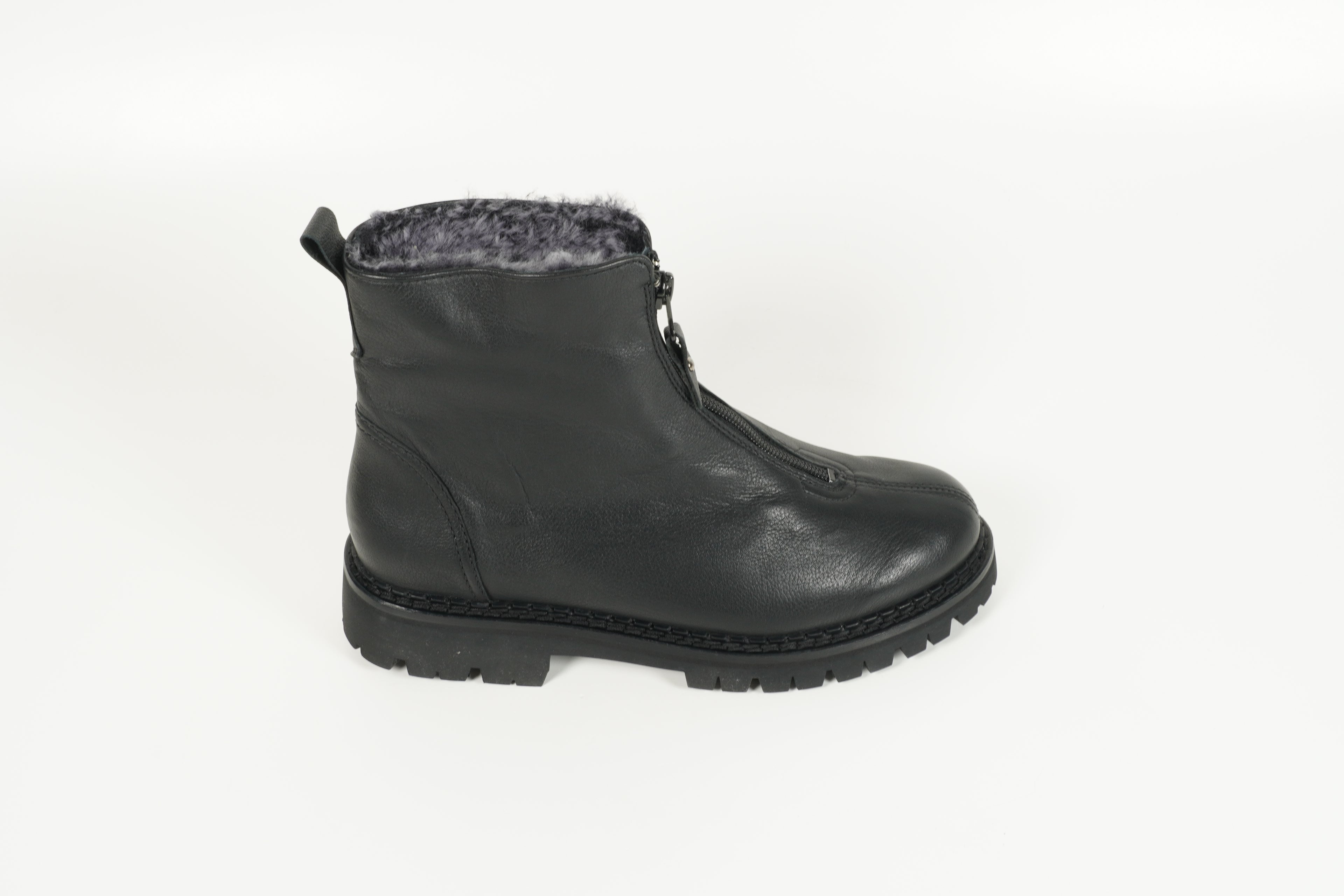 Boot Schwarz