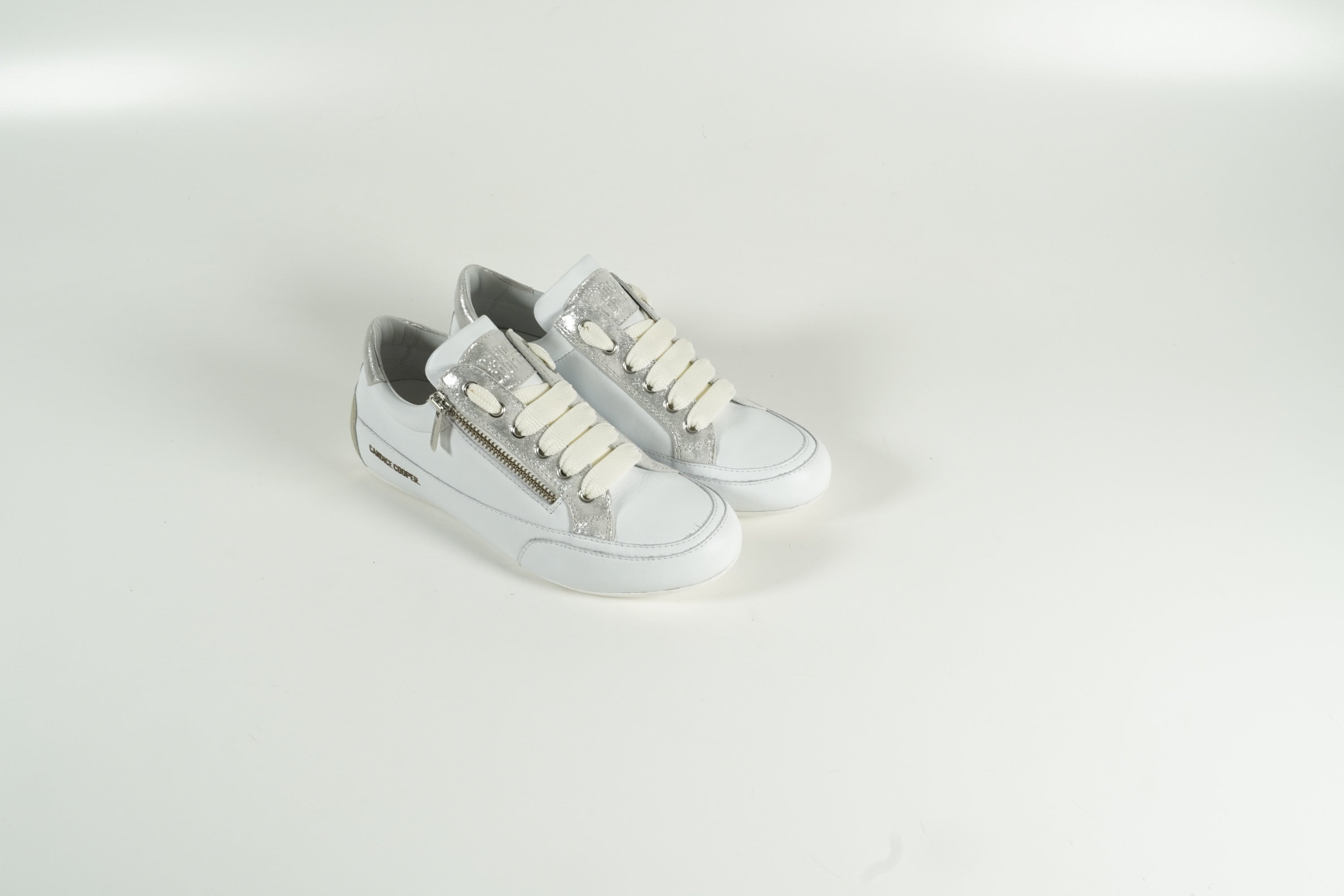 Baskets blanches