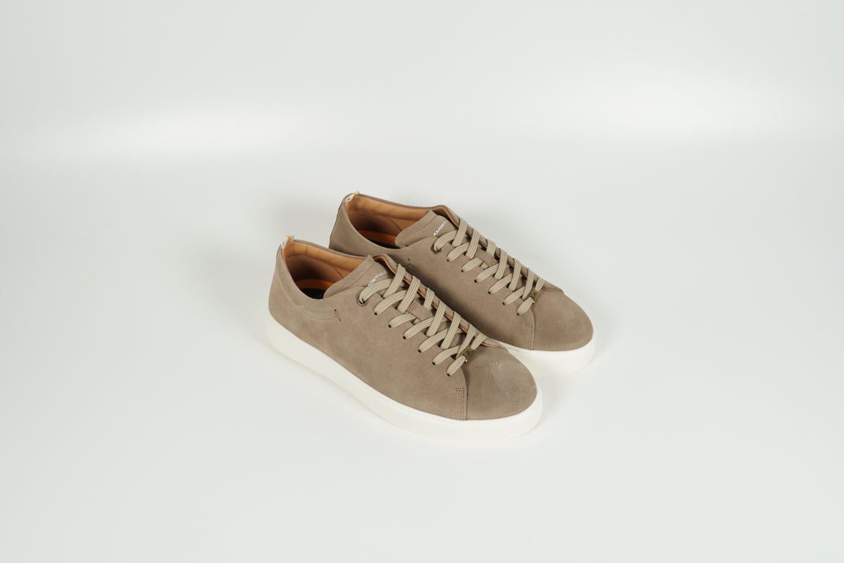 Baskets beiges