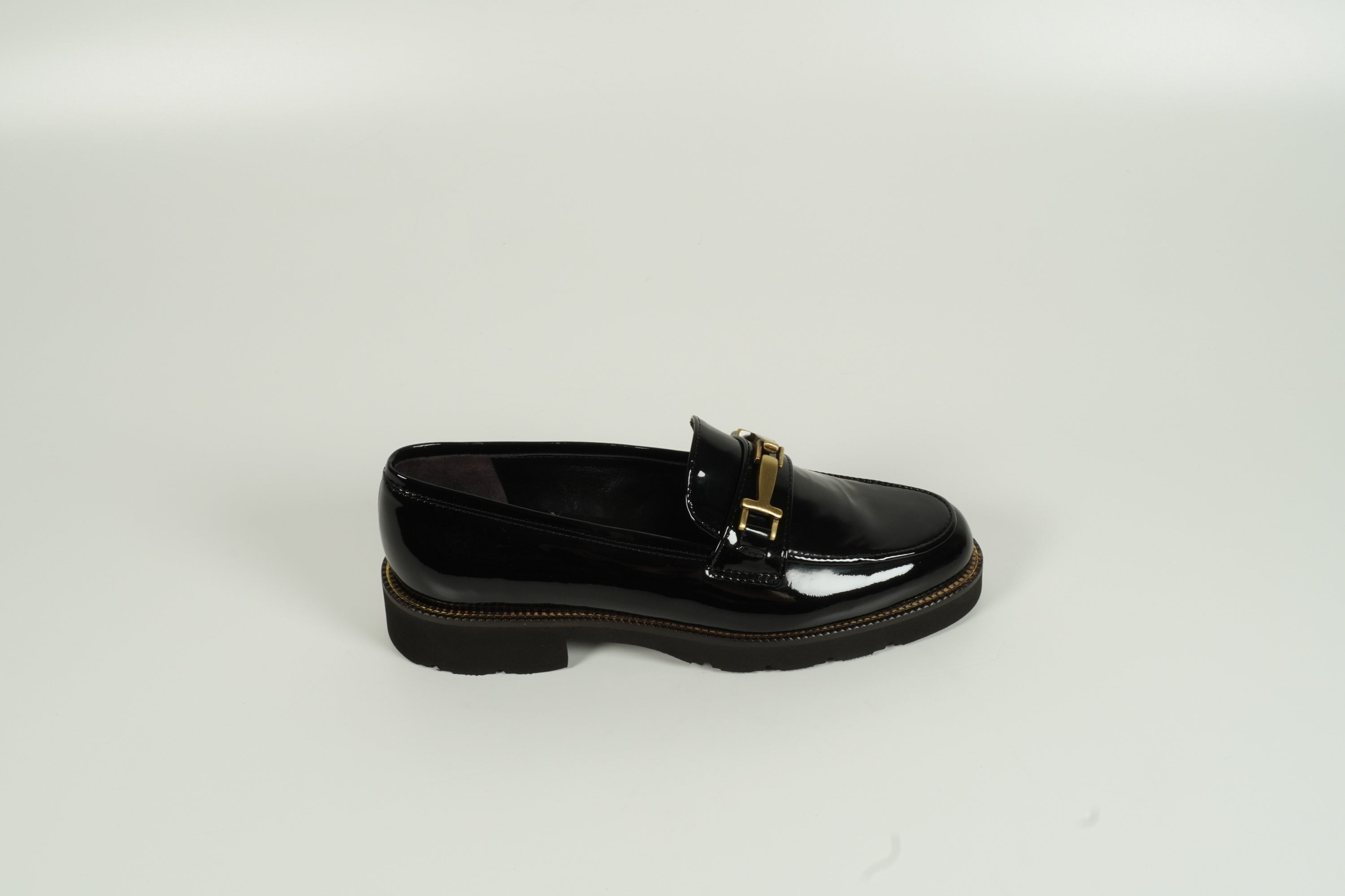 Moccasin Black