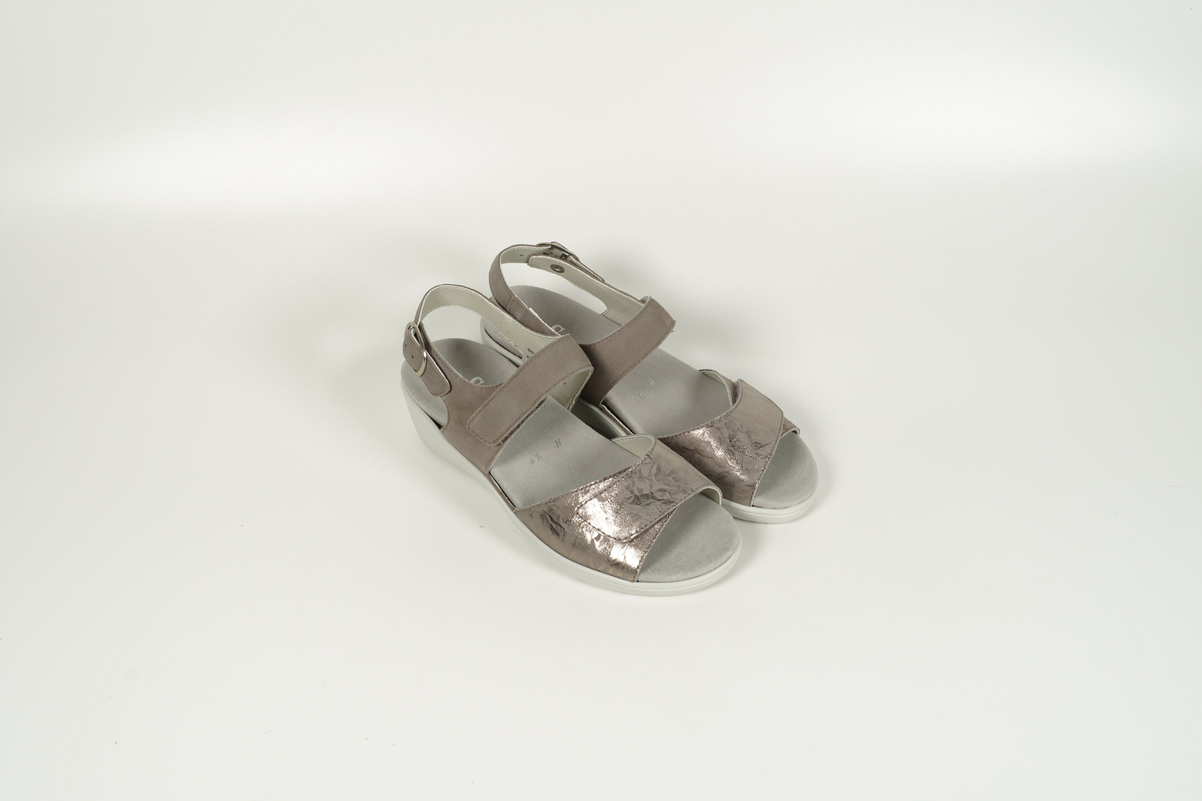 Sandal Grey