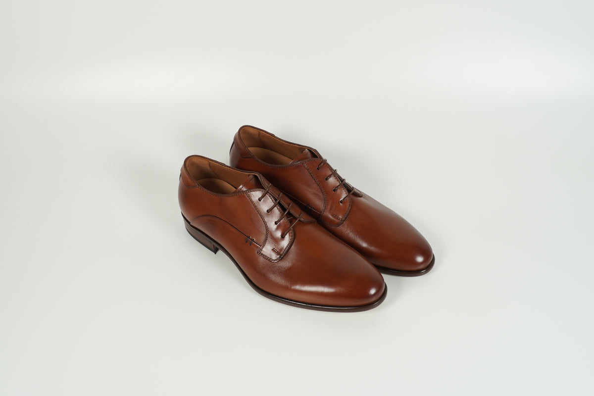 Chaussure à lacets marron