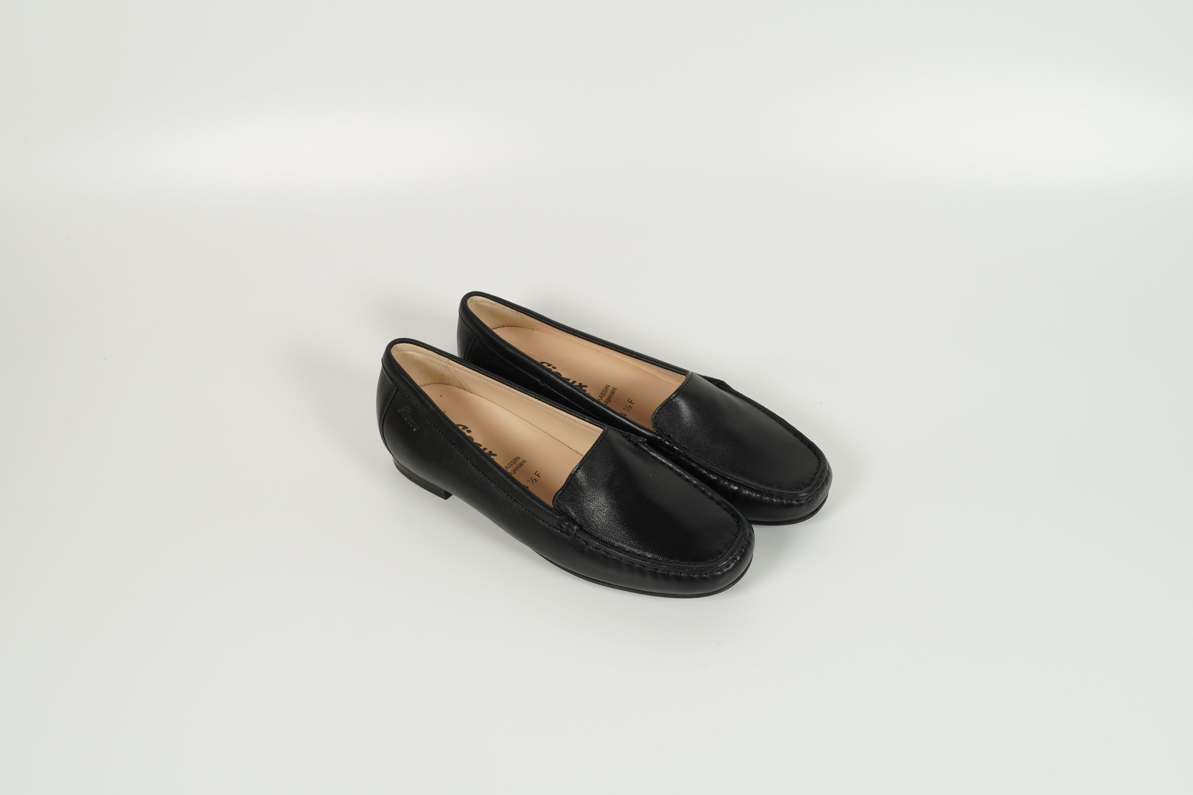Moccasin Black