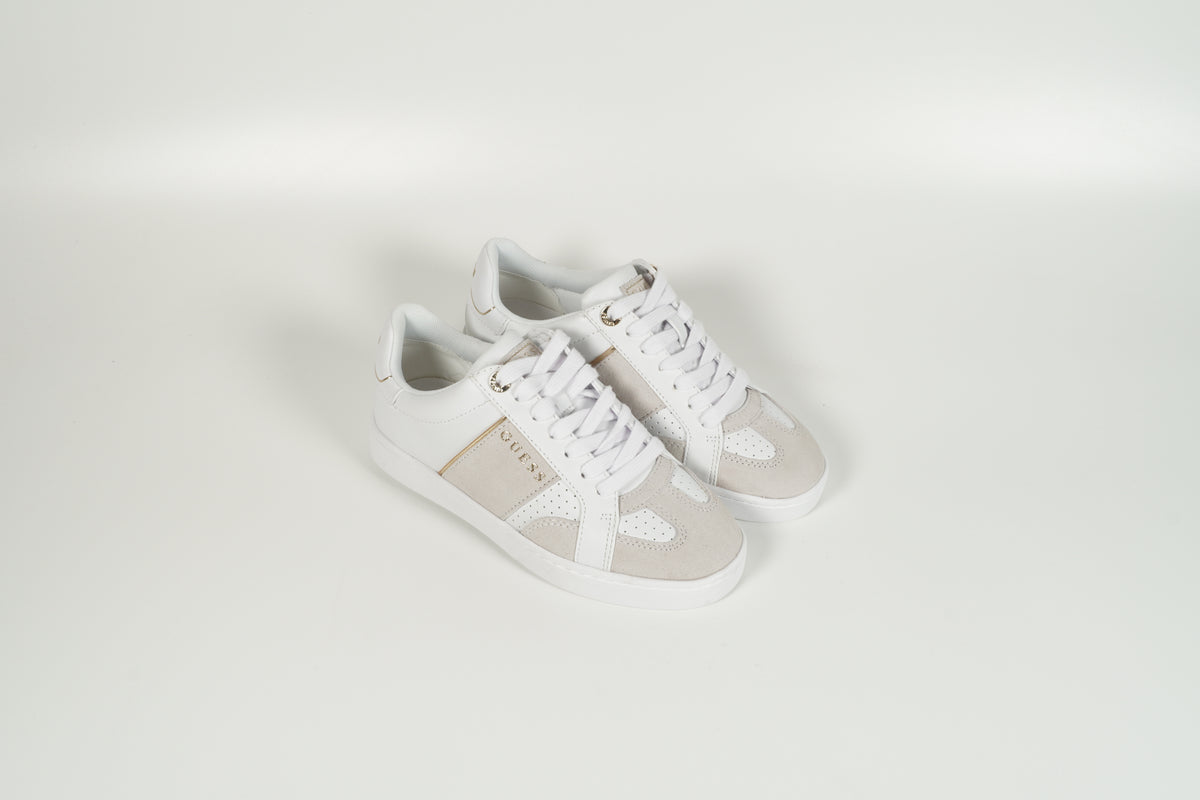 Baskets blanches