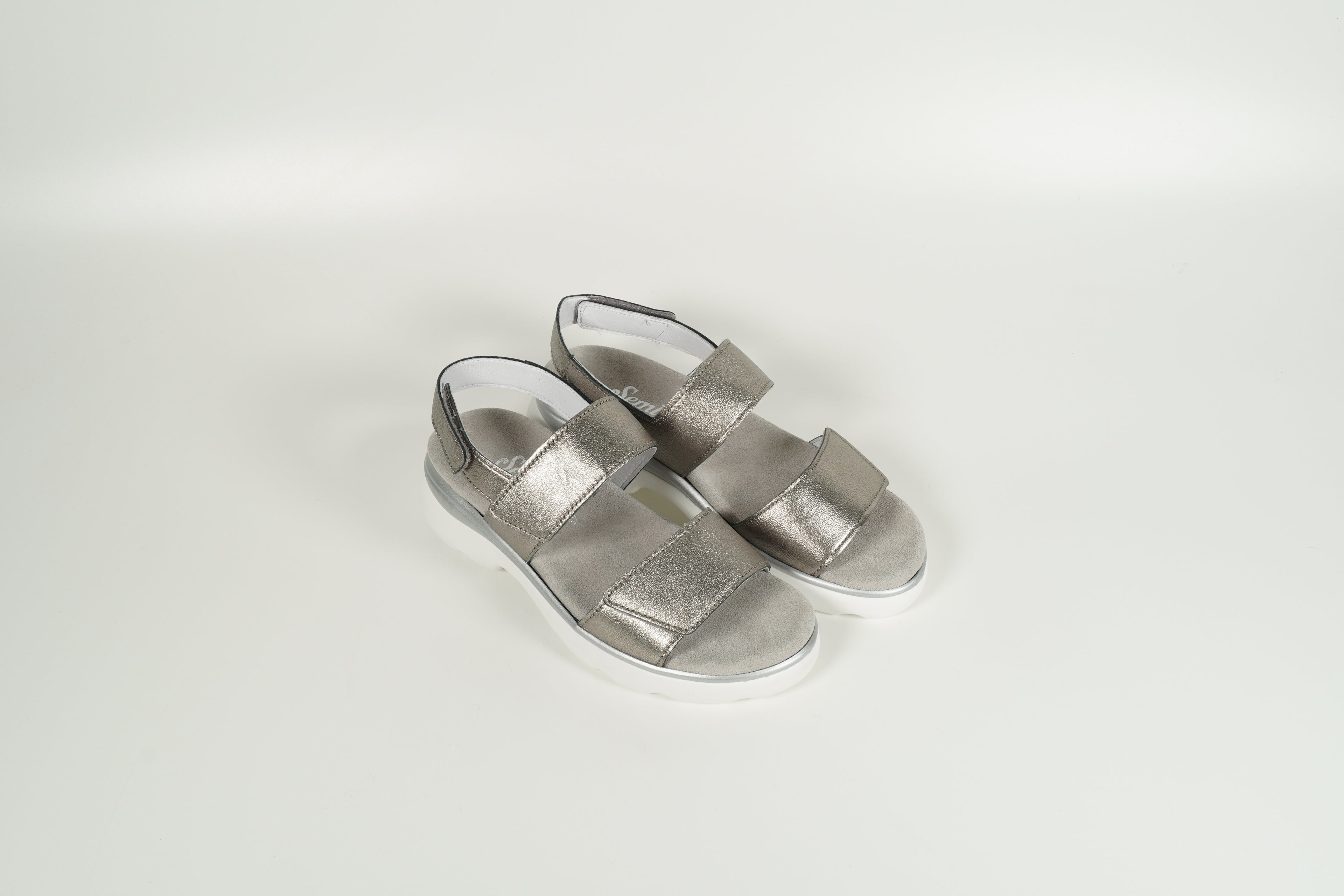 Sandal Grey