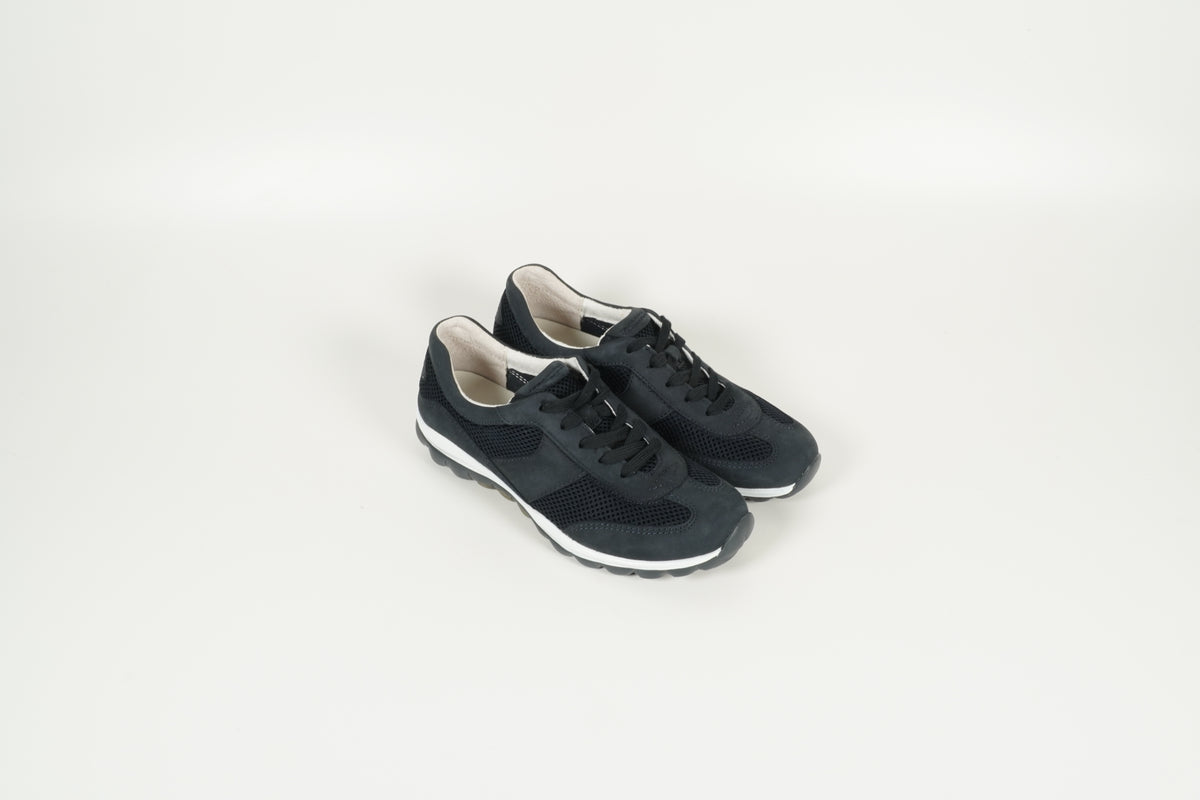 Sneaker Blau