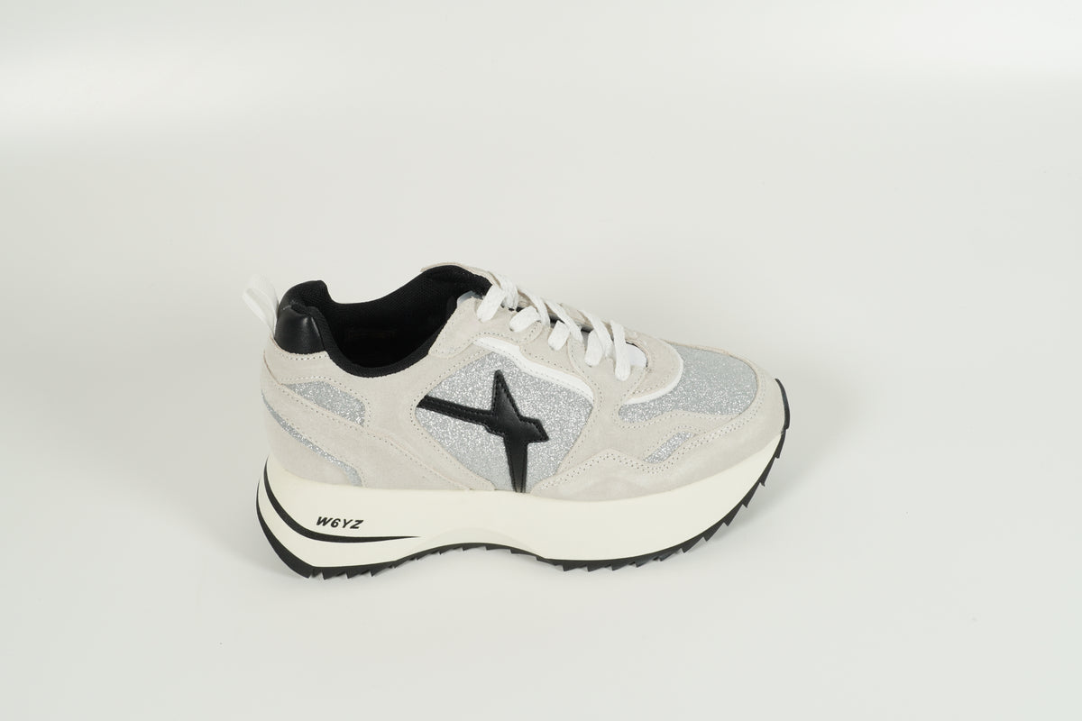 Sneaker White