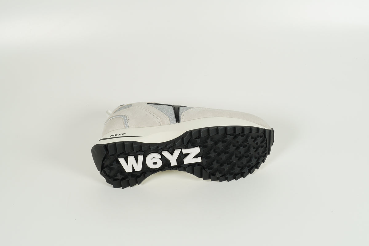 Sneaker White