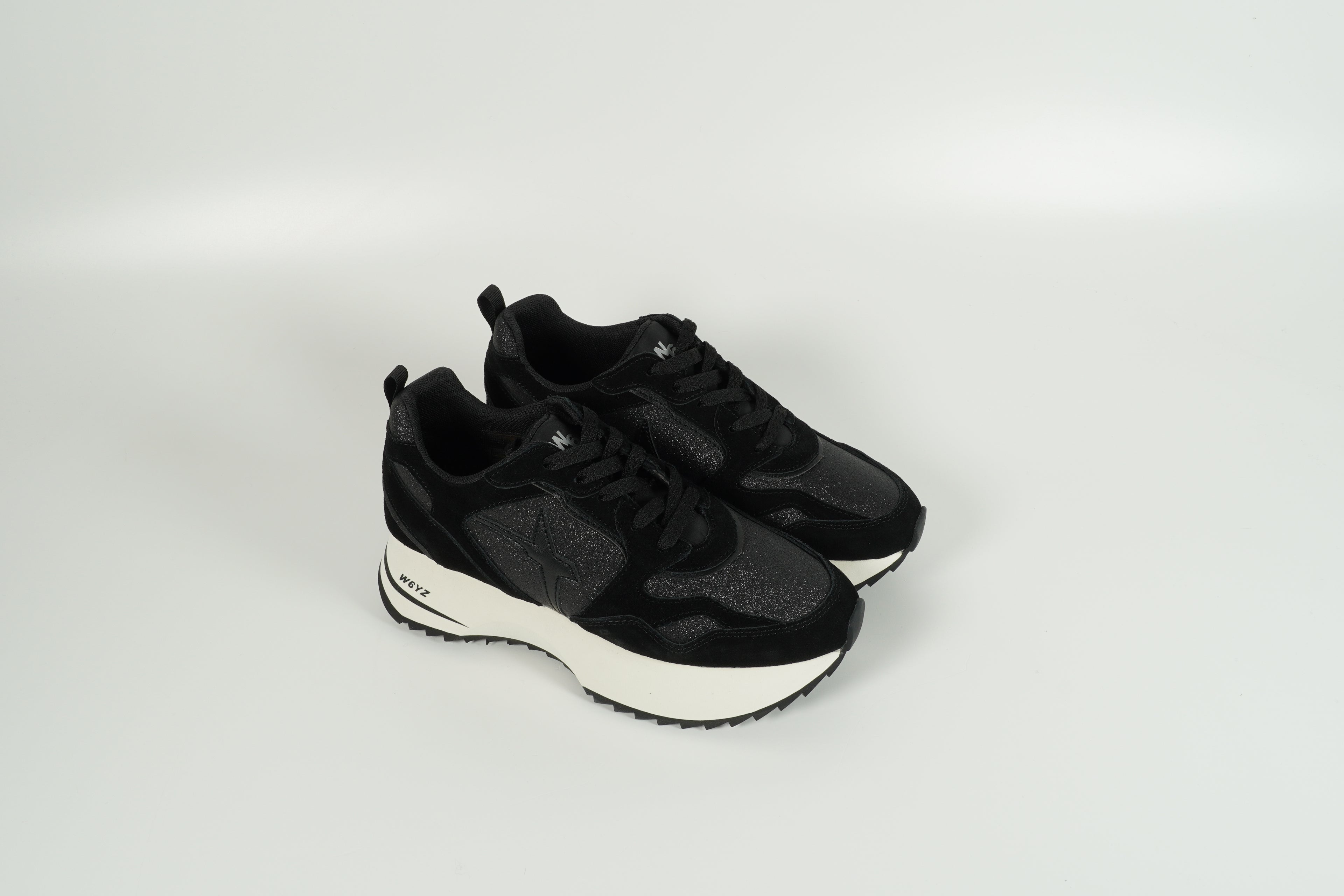 Sneaker Schwarz