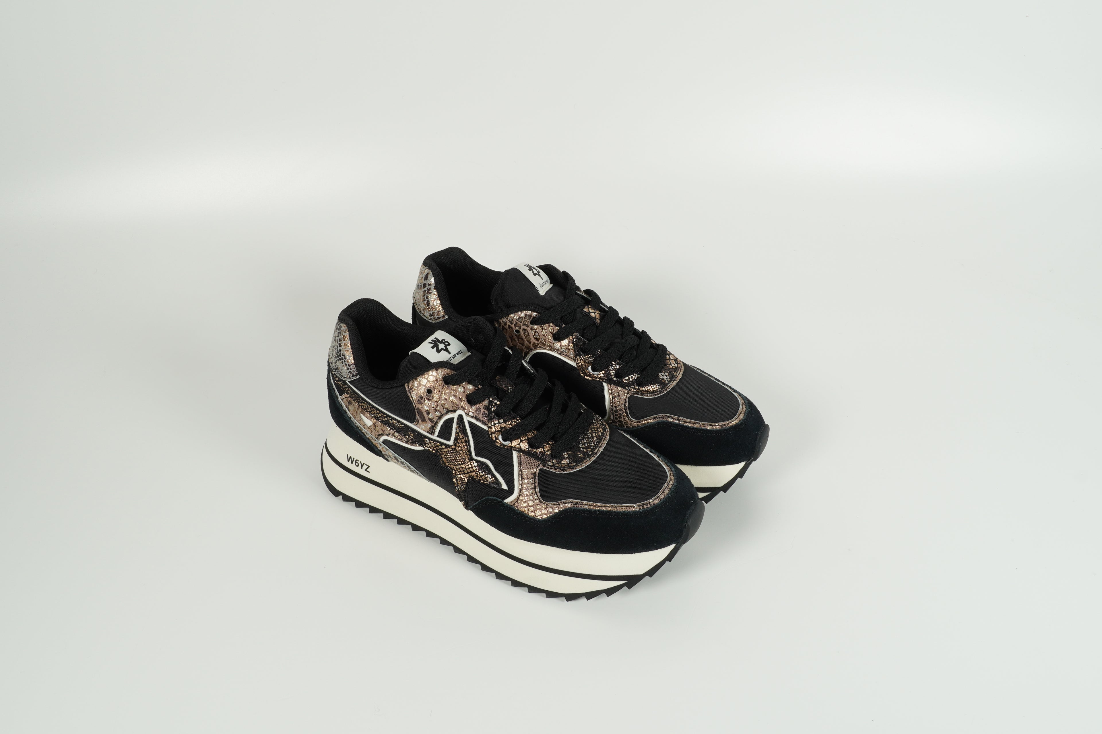 Sneaker Schwarz