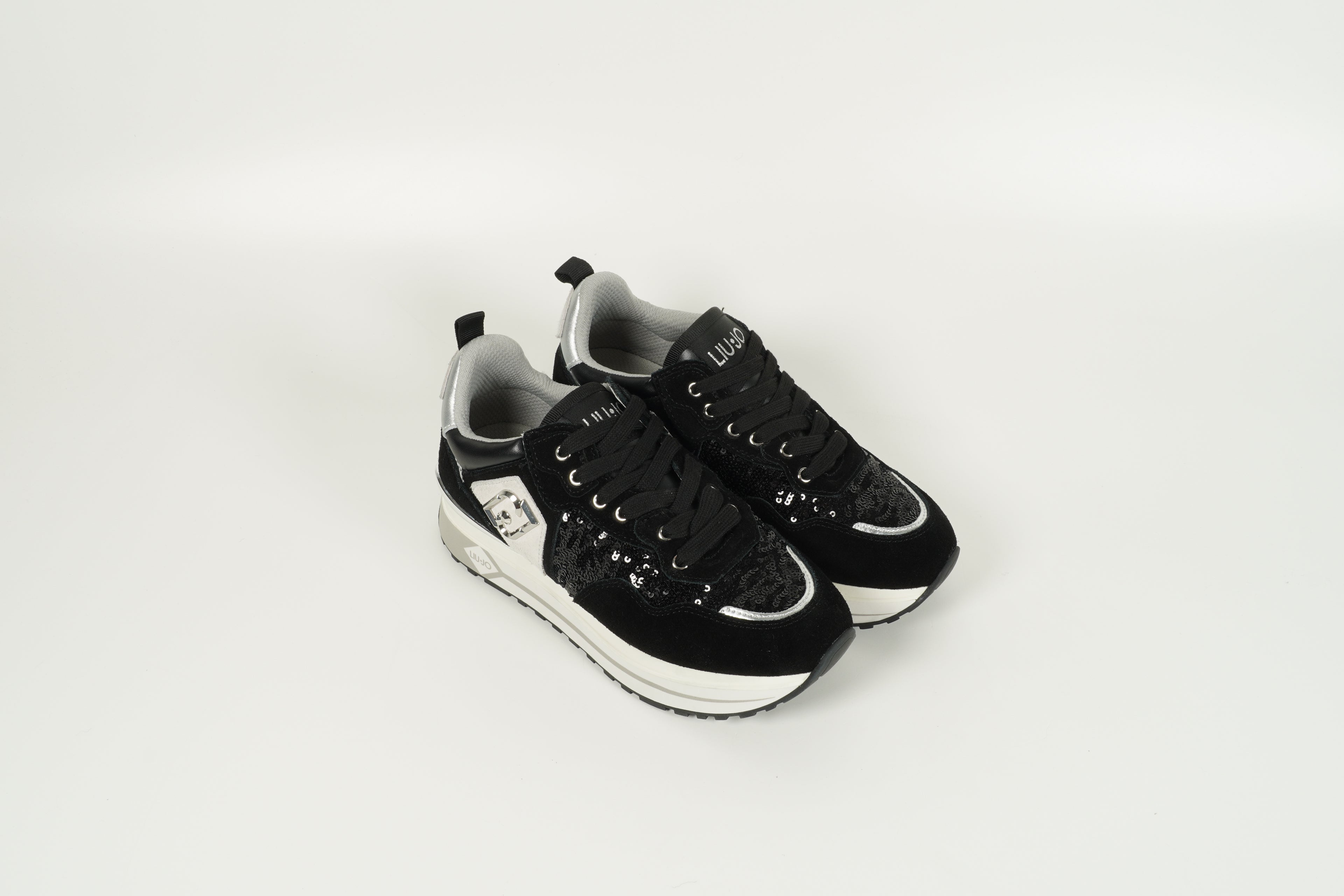 Sneaker Schwarz