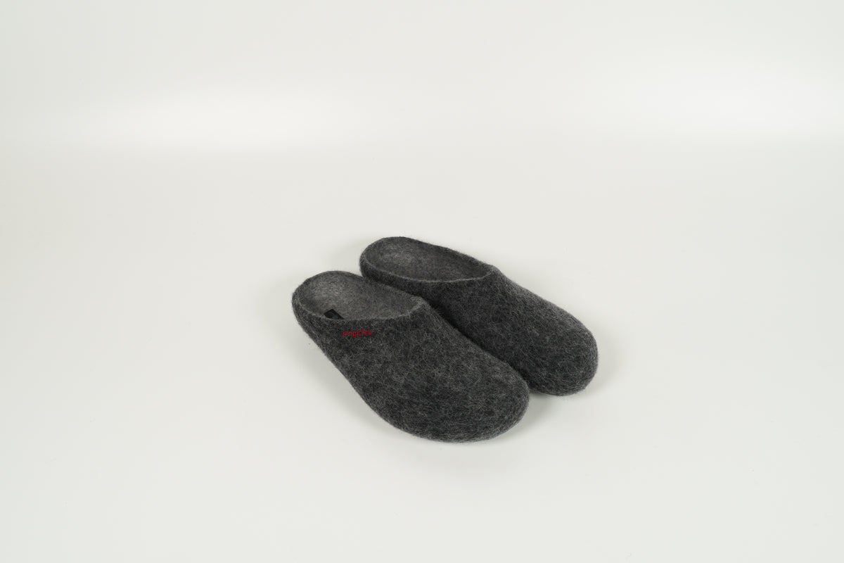 Slippers Gray