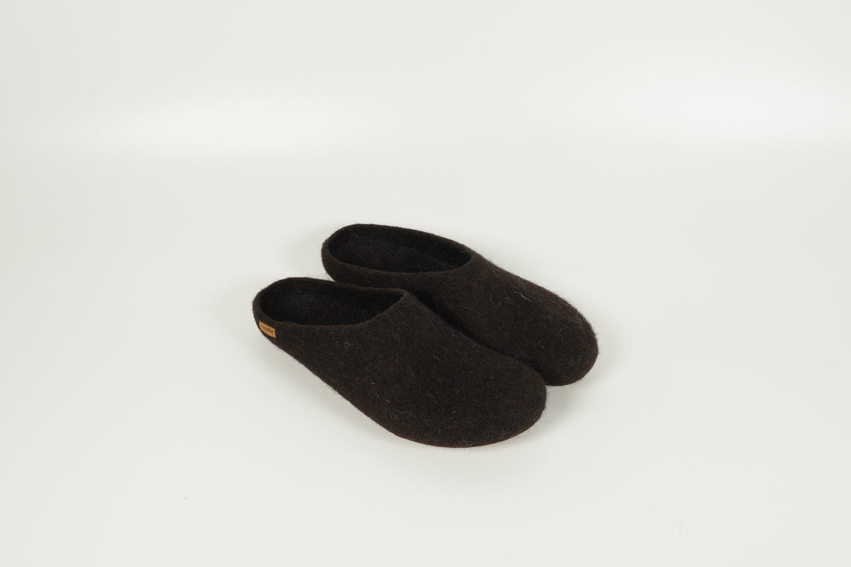 Pantoufles marron