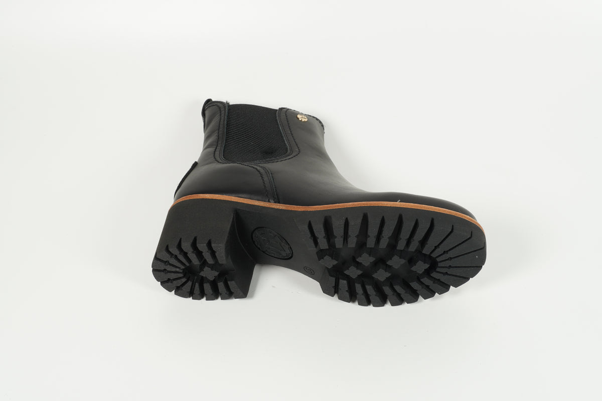 Boot Schwarz