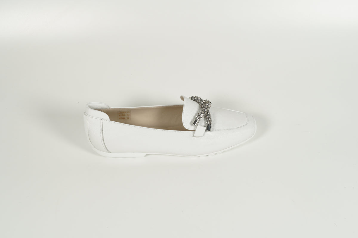 Moccasin White