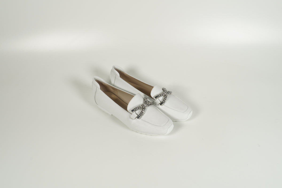 Moccasin White