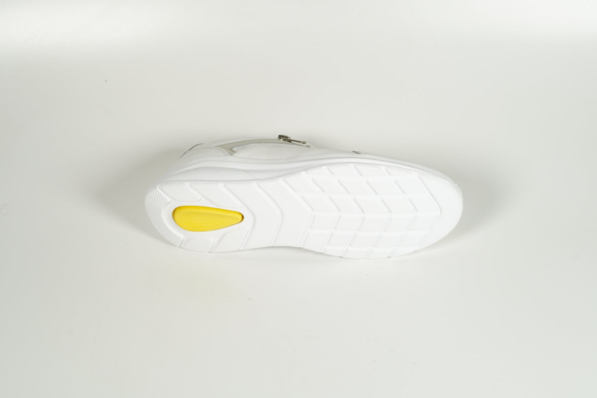 Sneaker White