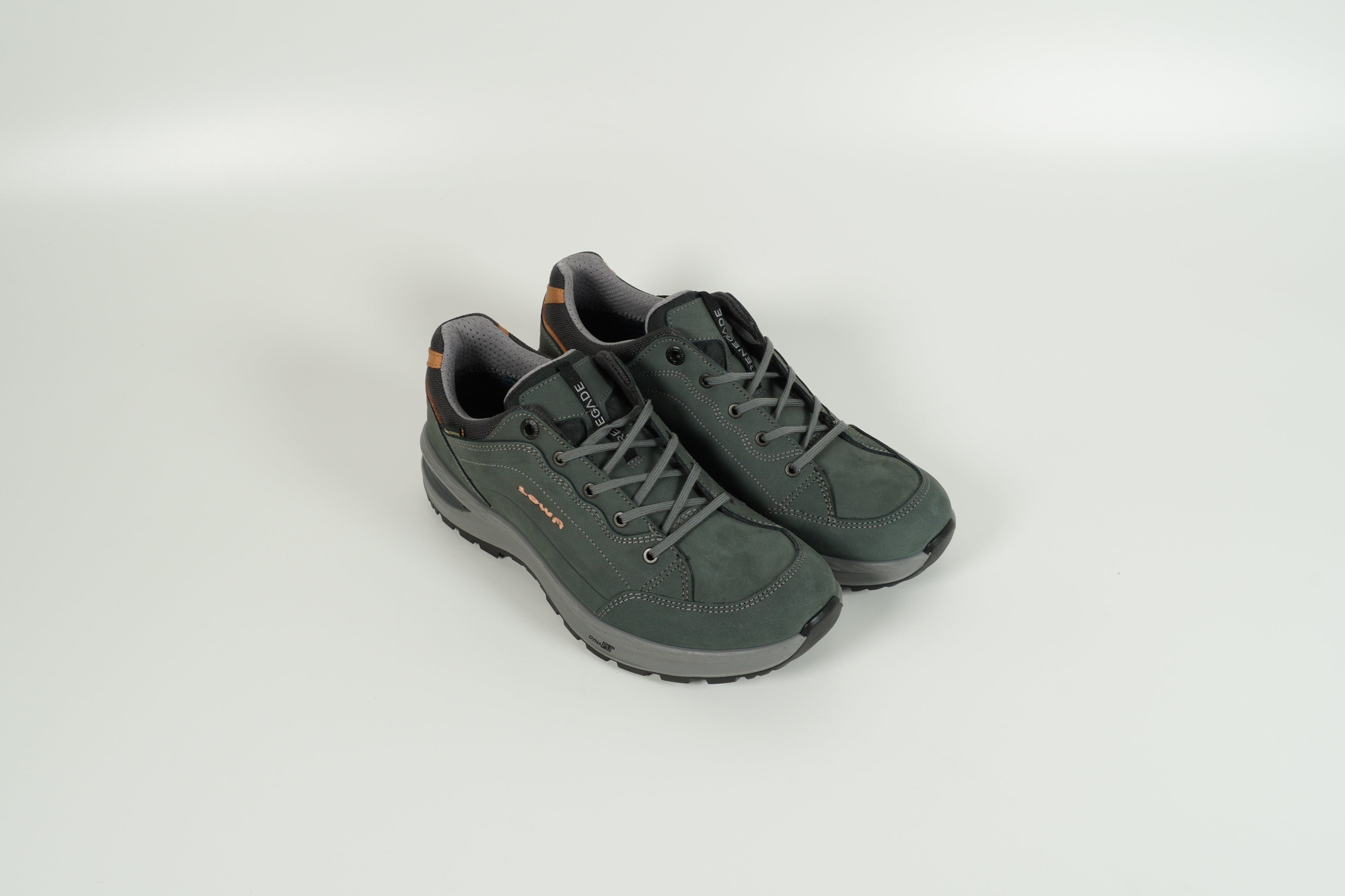 Chaussure à lacets grise